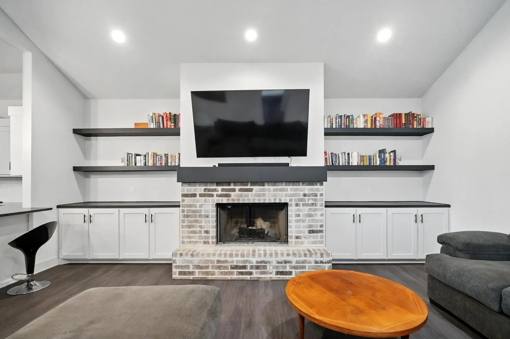 Single Family Residence For Sale in Taylor County , 6502 Stadium Drive, Abilene, Texas 79606, 3 Bedroom, 3 Bathroom, 2 Garage spaces, 2,063 Sqft, built in 2019, mls#21306490, Real Estate Agent in Abilene, Homes For Sale in Taylor county, Homes For Sale in Abilene, Realtor in Abilene Texas, Real Estate Brokerage Independent Realty Texas, Luminita Cordes Realtor
