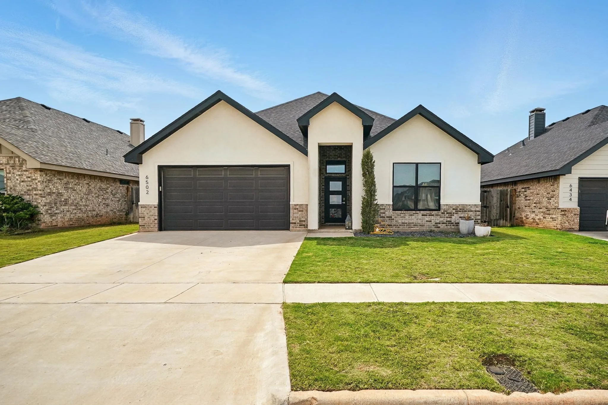 Single Family Residence For Sale in Taylor County , 6502 Stadium Drive, Abilene, Texas 79606, 3 Bedroom, 3 Bathroom, 2 Garage spaces, 2,063 Sqft, built in 2019, mls#21306490, Real Estate Agent in Abilene, Homes For Sale in Taylor county, Homes For Sale in Abilene, Realtor in Abilene Texas, Real Estate Brokerage Independent Realty Texas, Luminita Cordes Realtor
