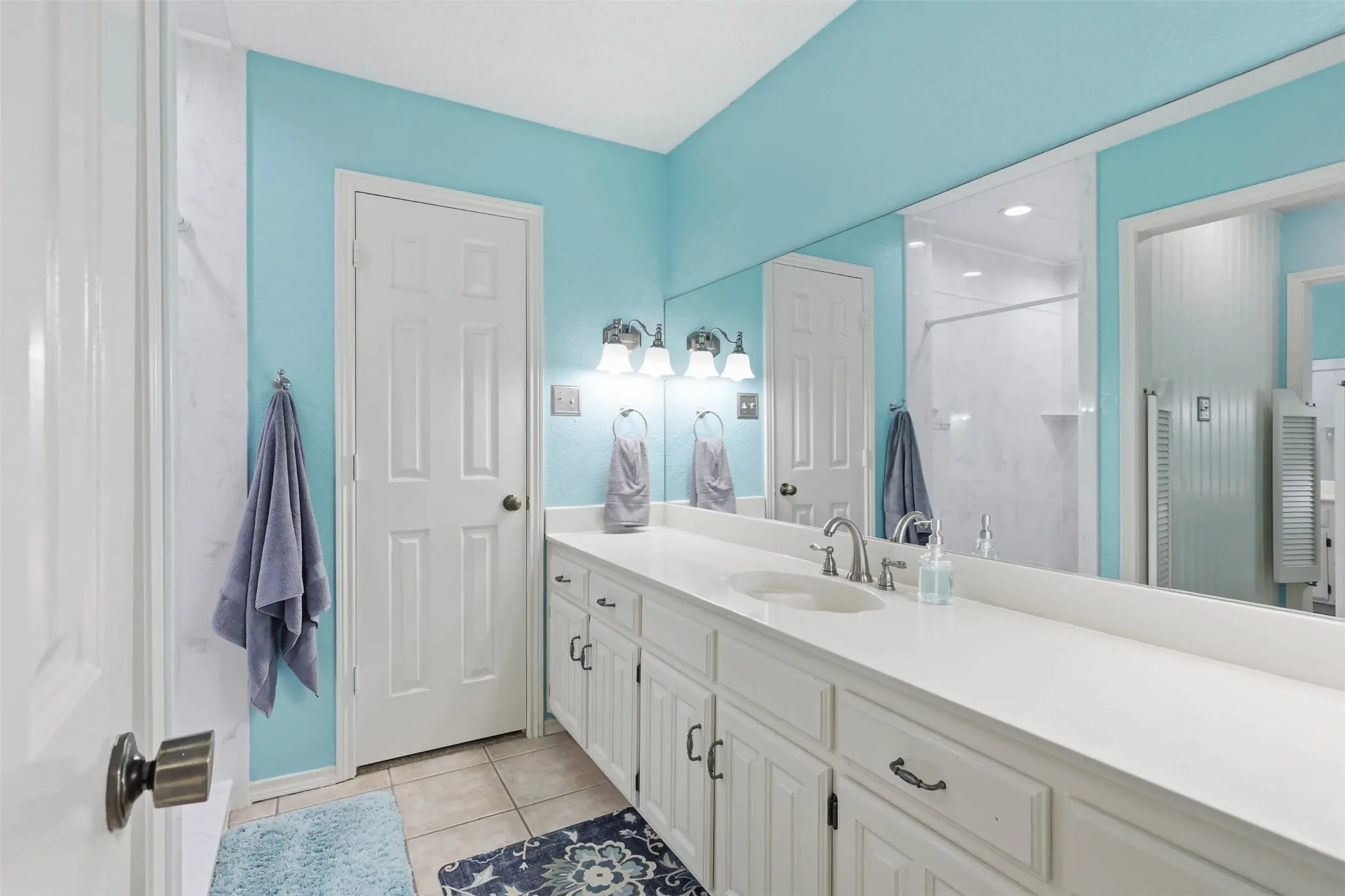 Single Family Residence For Sale in Tarrant County , 7212 Big Bear Lake Drive, Arlington, Texas 76016, 4 Bedroom, 3 Bathroom, 2 Garage spaces, 2,832 Sqft, built in 1983, mls#21305606, Real Estate Agent in Arlington, Homes For Sale in Tarrant county, Homes For Sale in Arlington, Realtor in Arlington Texas, Real Estate Brokerage Independent Realty Texas, Luminita Cordes Realtor