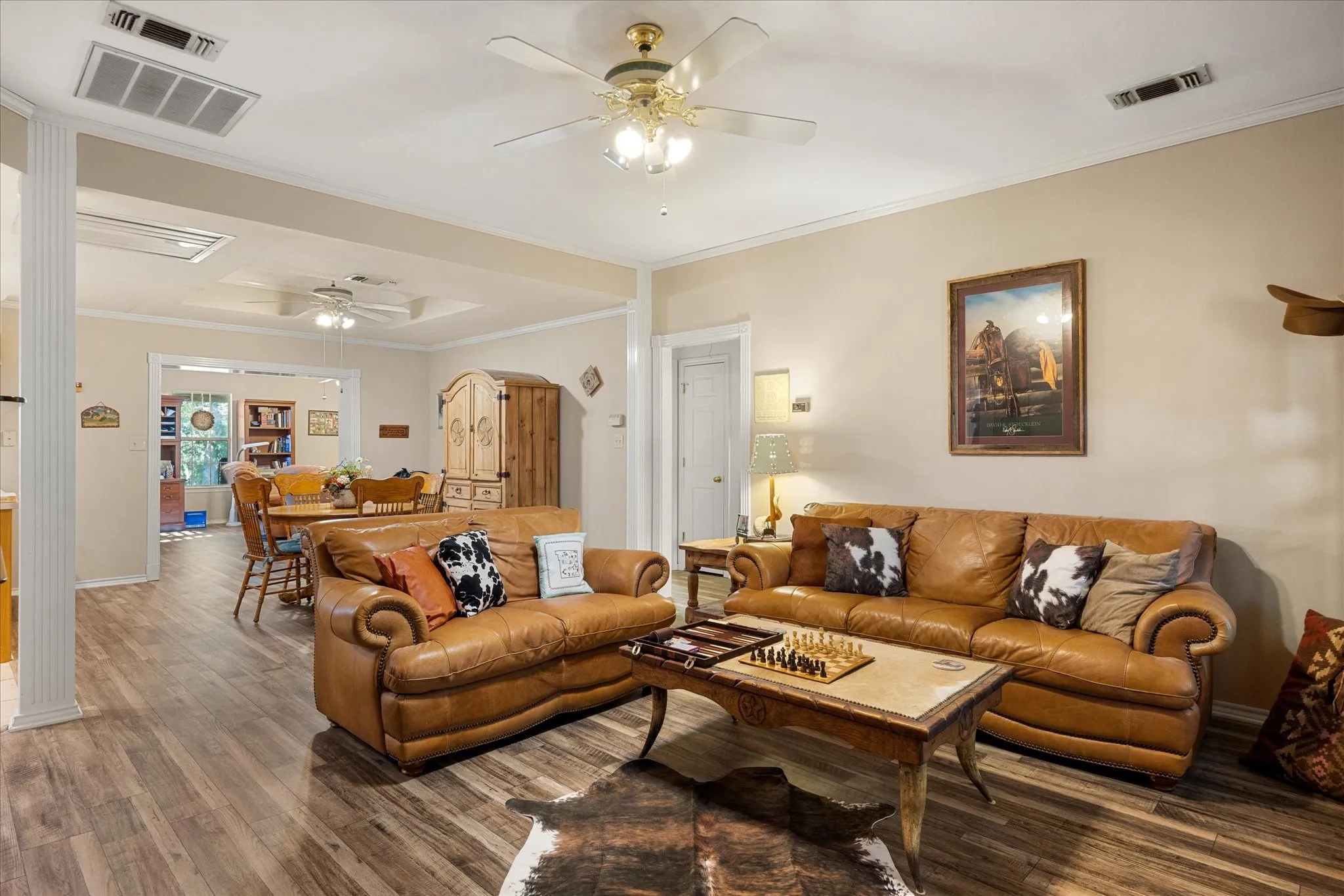 Single Family Residence For Sale in Hood County , 15403 Mule Branch Court, Lipan, Texas 76462, 3 Bedroom, 2 Bathroom, 3 Garage spaces, 1,836 Sqft, built in 1995, mls#21306356, Real Estate Agent in Lipan, Homes For Sale in Hood county, Homes For Sale in Lipan, Realtor in Lipan Texas, Real Estate Brokerage Independent Realty Texas, Luminita Cordes Realtor