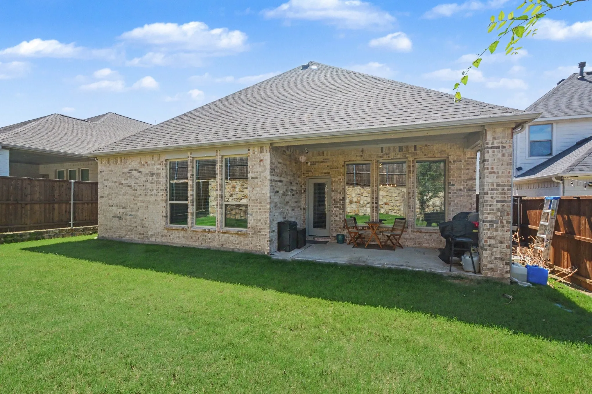 Single Family Residence For Sale in Denton County , 113 Lakeview Drive, Oak Point, Texas 75068, 4 Bedroom, 3 Bathroom, 2 Garage spaces, 2,278 Sqft, built in 2023, mls#21302290, Real Estate Agent in Oak Point, Homes For Sale in Denton county, Homes For Sale in Oak Point, Realtor in Oak Point Texas, Real Estate Brokerage Independent Realty Texas, Luminita Cordes Realtor