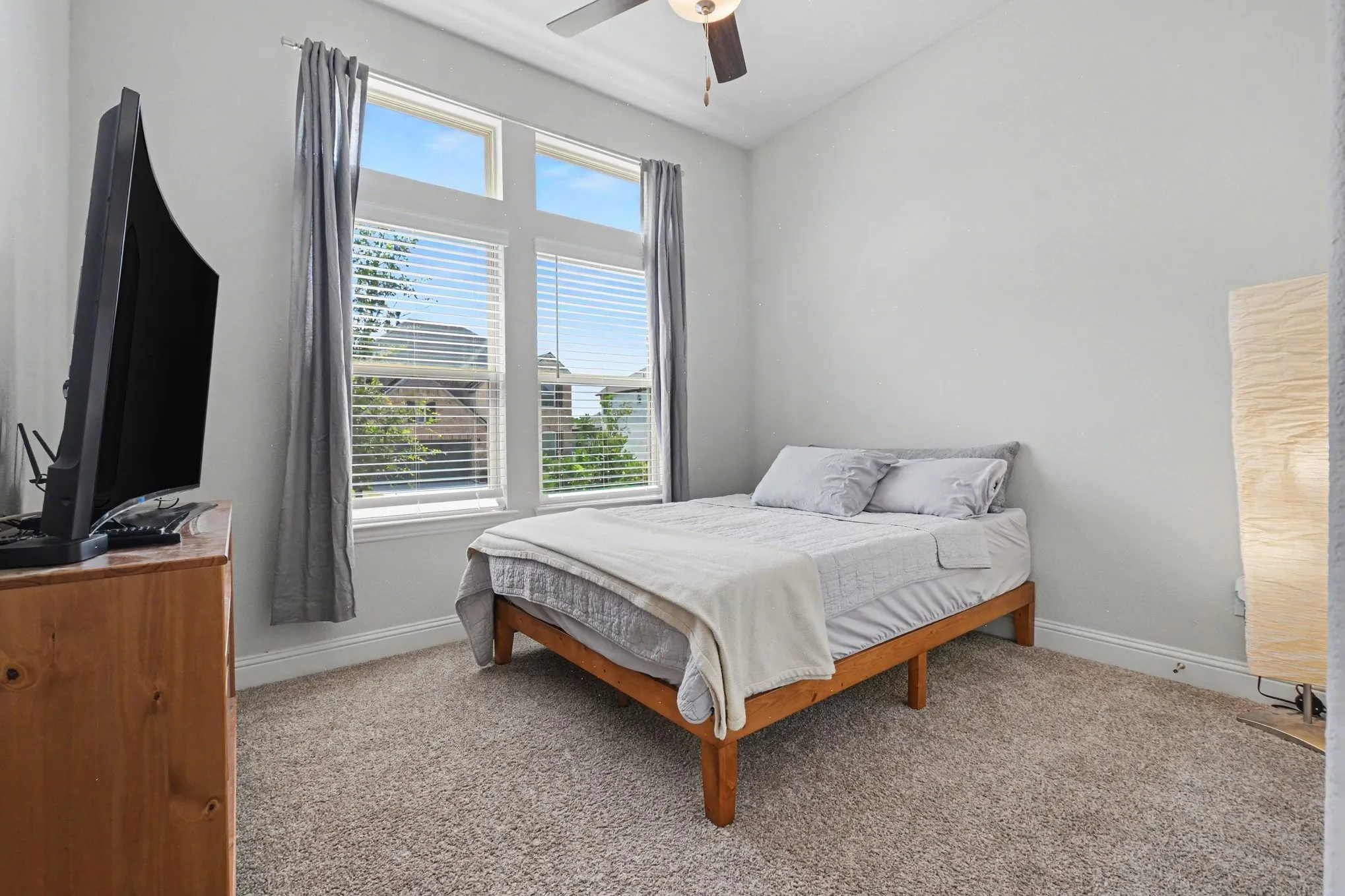 Single Family Residence For Sale in Denton County , 113 Lakeview Drive, Oak Point, Texas 75068, 4 Bedroom, 3 Bathroom, 2 Garage spaces, 2,278 Sqft, built in 2023, mls#21302290, Real Estate Agent in Oak Point, Homes For Sale in Denton county, Homes For Sale in Oak Point, Realtor in Oak Point Texas, Real Estate Brokerage Independent Realty Texas, Luminita Cordes Realtor