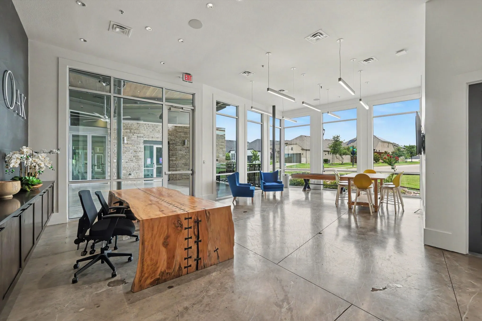 Single Family Residence For Sale in Denton County , 113 Lakeview Drive, Oak Point, Texas 75068, 4 Bedroom, 3 Bathroom, 2 Garage spaces, 2,278 Sqft, built in 2023, mls#21302290, Real Estate Agent in Oak Point, Homes For Sale in Denton county, Homes For Sale in Oak Point, Realtor in Oak Point Texas, Real Estate Brokerage Independent Realty Texas, Luminita Cordes Realtor