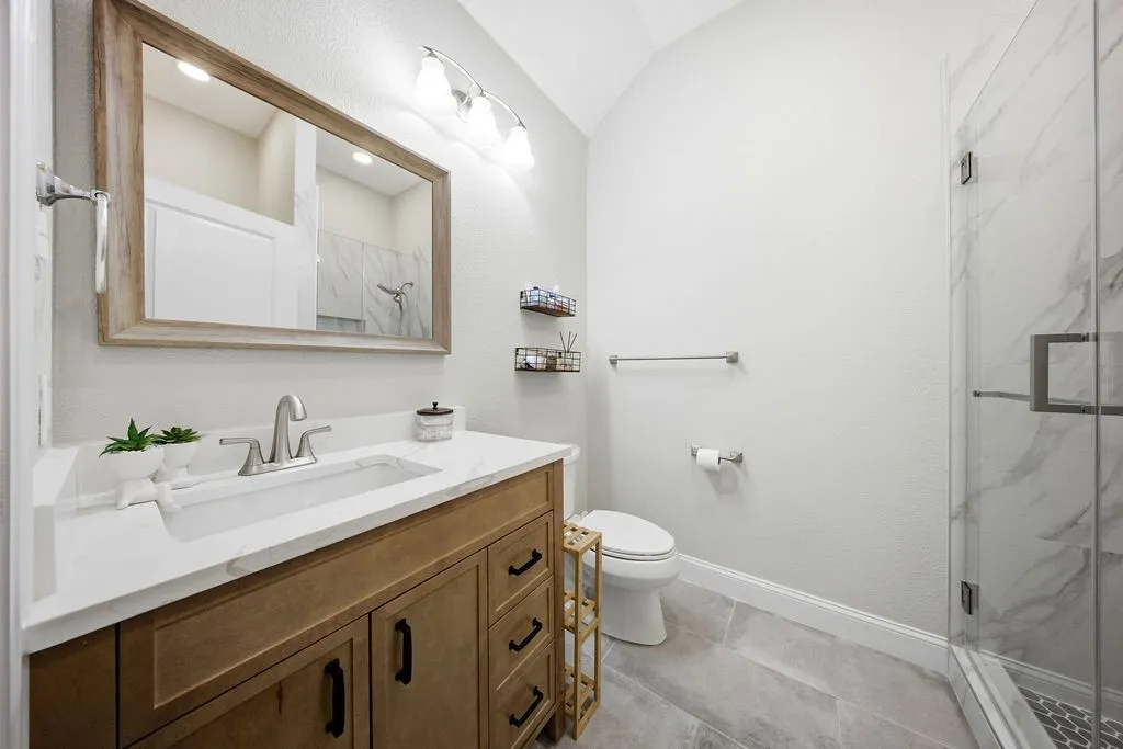 Single Family Residence For Sale in Collin County , 7500 River Park Drive, Mc Kinney, Texas 75071, 4 Bedroom, 5 Bathroom, 3 Garage spaces, 4,083 Sqft, built in 2018, mls#21302778, Real Estate Agent in Mc Kinney, Homes For Sale in Collin county, Homes For Sale in Mc Kinney, Realtor in Mc Kinney Texas, Real Estate Brokerage Independent Realty Texas, Luminita Cordes Realtor