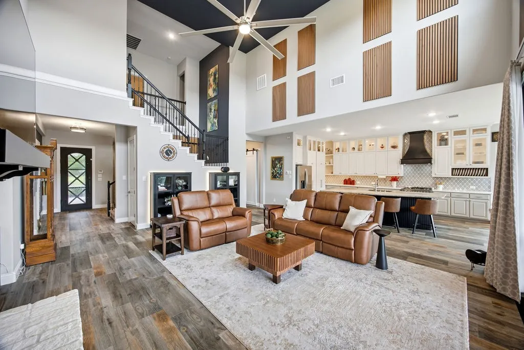 Single Family Residence For Sale in Collin County , 7500 River Park Drive, Mc Kinney, Texas 75071, 4 Bedroom, 5 Bathroom, 3 Garage spaces, 4,083 Sqft, built in 2018, mls#21302778, Real Estate Agent in Mc Kinney, Homes For Sale in Collin county, Homes For Sale in Mc Kinney, Realtor in Mc Kinney Texas, Real Estate Brokerage Independent Realty Texas, Luminita Cordes Realtor