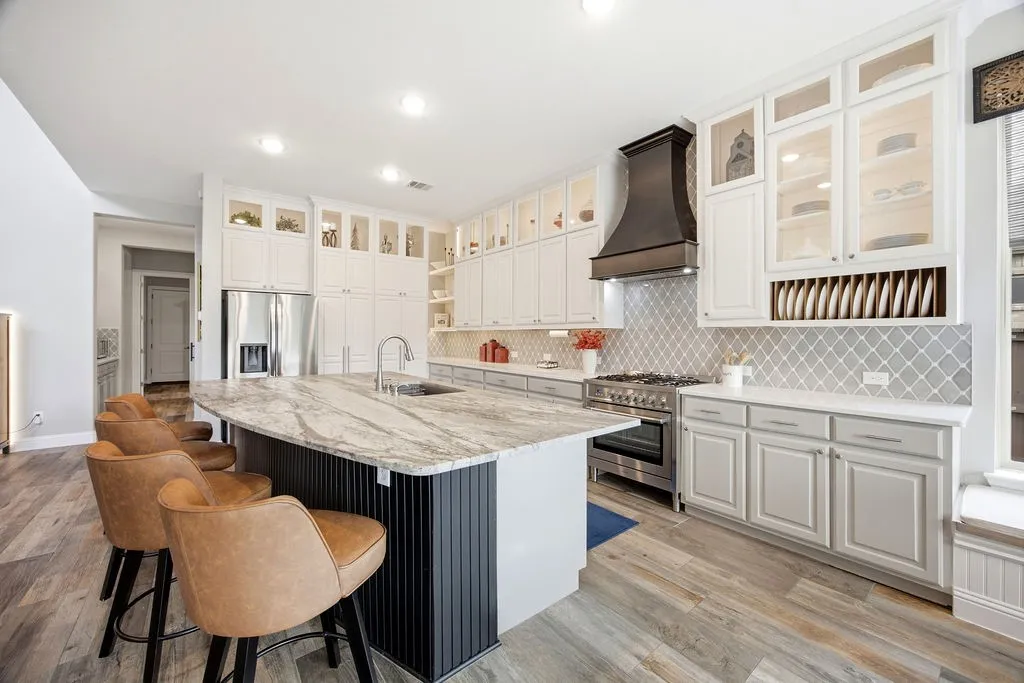 Single Family Residence For Sale in Collin County , 7500 River Park Drive, Mc Kinney, Texas 75071, 4 Bedroom, 5 Bathroom, 3 Garage spaces, 4,083 Sqft, built in 2018, mls#21302778, Real Estate Agent in Mc Kinney, Homes For Sale in Collin county, Homes For Sale in Mc Kinney, Realtor in Mc Kinney Texas, Real Estate Brokerage Independent Realty Texas, Luminita Cordes Realtor