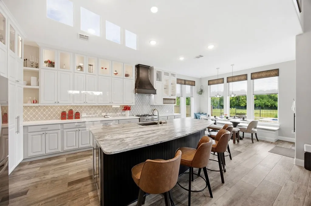 Single Family Residence For Sale in Collin County , 7500 River Park Drive, Mc Kinney, Texas 75071, 4 Bedroom, 5 Bathroom, 3 Garage spaces, 4,083 Sqft, built in 2018, mls#21302778, Real Estate Agent in Mc Kinney, Homes For Sale in Collin county, Homes For Sale in Mc Kinney, Realtor in Mc Kinney Texas, Real Estate Brokerage Independent Realty Texas, Luminita Cordes Realtor
