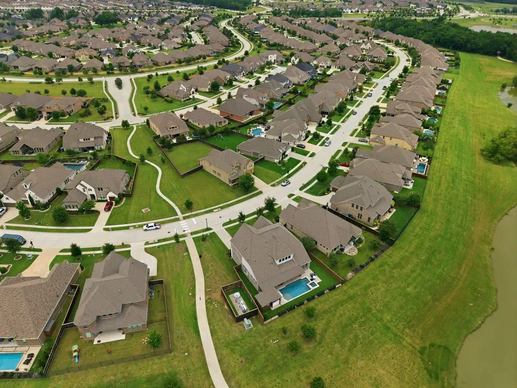 Single Family Residence For Sale in Collin County , 7500 River Park Drive, Mc Kinney, Texas 75071, 4 Bedroom, 5 Bathroom, 3 Garage spaces, 4,083 Sqft, built in 2018, mls#21302778, Real Estate Agent in Mc Kinney, Homes For Sale in Collin county, Homes For Sale in Mc Kinney, Realtor in Mc Kinney Texas, Real Estate Brokerage Independent Realty Texas, Luminita Cordes Realtor