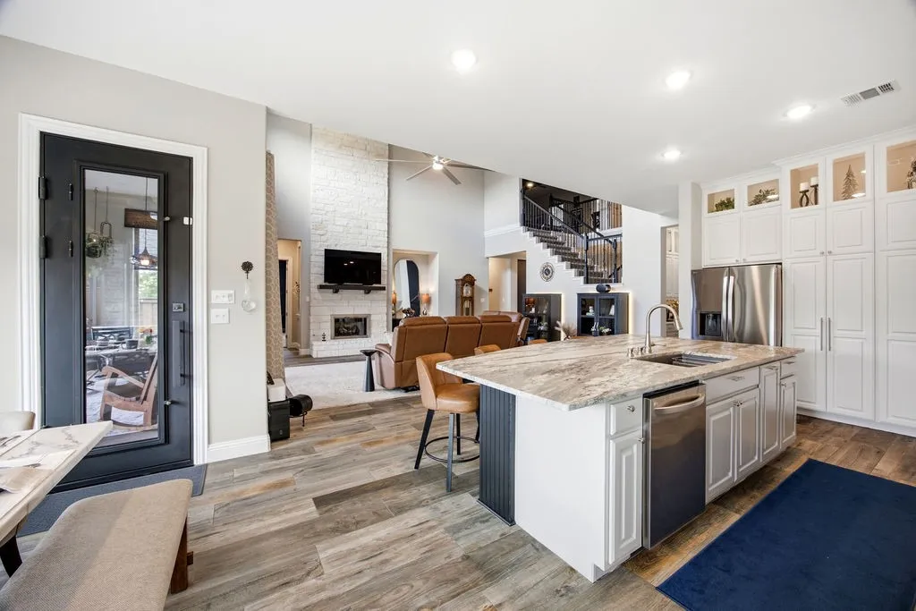 Single Family Residence For Sale in Collin County , 7500 River Park Drive, Mc Kinney, Texas 75071, 4 Bedroom, 5 Bathroom, 3 Garage spaces, 4,083 Sqft, built in 2018, mls#21302778, Real Estate Agent in Mc Kinney, Homes For Sale in Collin county, Homes For Sale in Mc Kinney, Realtor in Mc Kinney Texas, Real Estate Brokerage Independent Realty Texas, Luminita Cordes Realtor