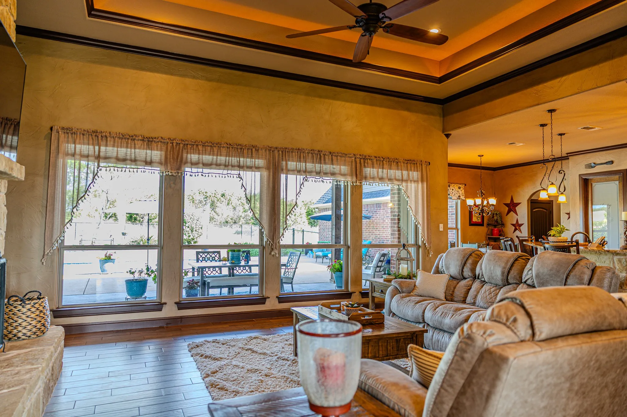 Single Family Residence For Sale in Parker County , 903 S Savage Creek Lane, Weatherford, Texas 76087, 4 Bedrooms, 5 Bathrooms, 4 Garage spaces, 4,890 Sqft, built in 2013, Price $1,095,000, mls#21298981, Real Estate Agent in Weatherford, Homes For Sale in Parker county, Homes For Sale in Weatherford, Realtor in Weatherford Texas, Real Estate Brokerage Independent Realty Texas, Luminita Cordes Realtor