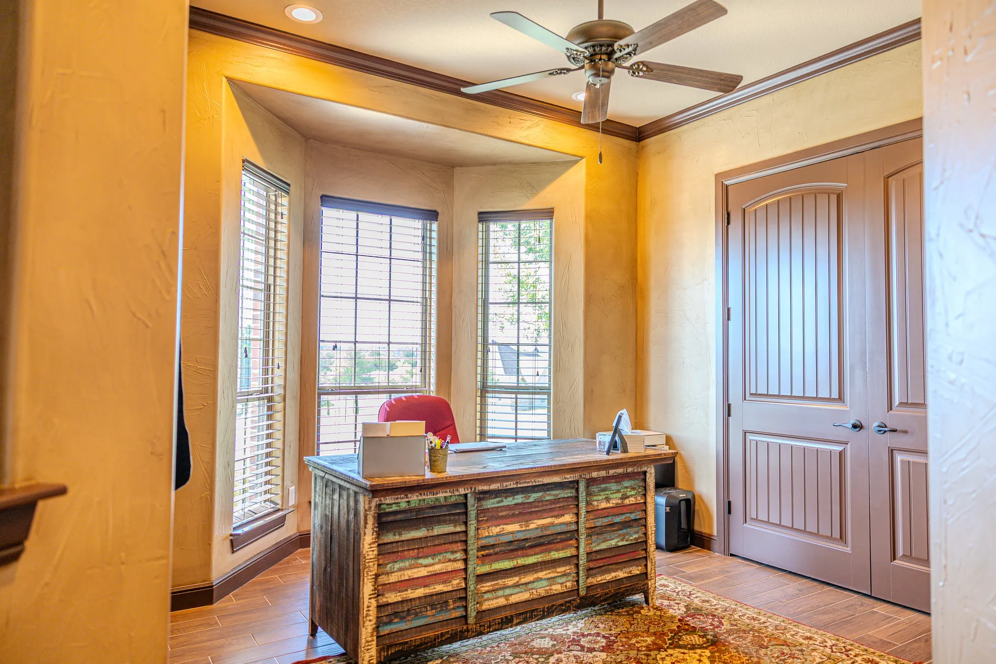Single Family Residence For Sale in Parker County , 903 S Savage Creek Lane, Weatherford, Texas 76087, 4 Bedrooms, 5 Bathrooms, 4 Garage spaces, 4,890 Sqft, built in 2013, Price $1,095,000, mls#21298981, Real Estate Agent in Weatherford, Homes For Sale in Parker county, Homes For Sale in Weatherford, Realtor in Weatherford Texas, Real Estate Brokerage Independent Realty Texas, Luminita Cordes Realtor