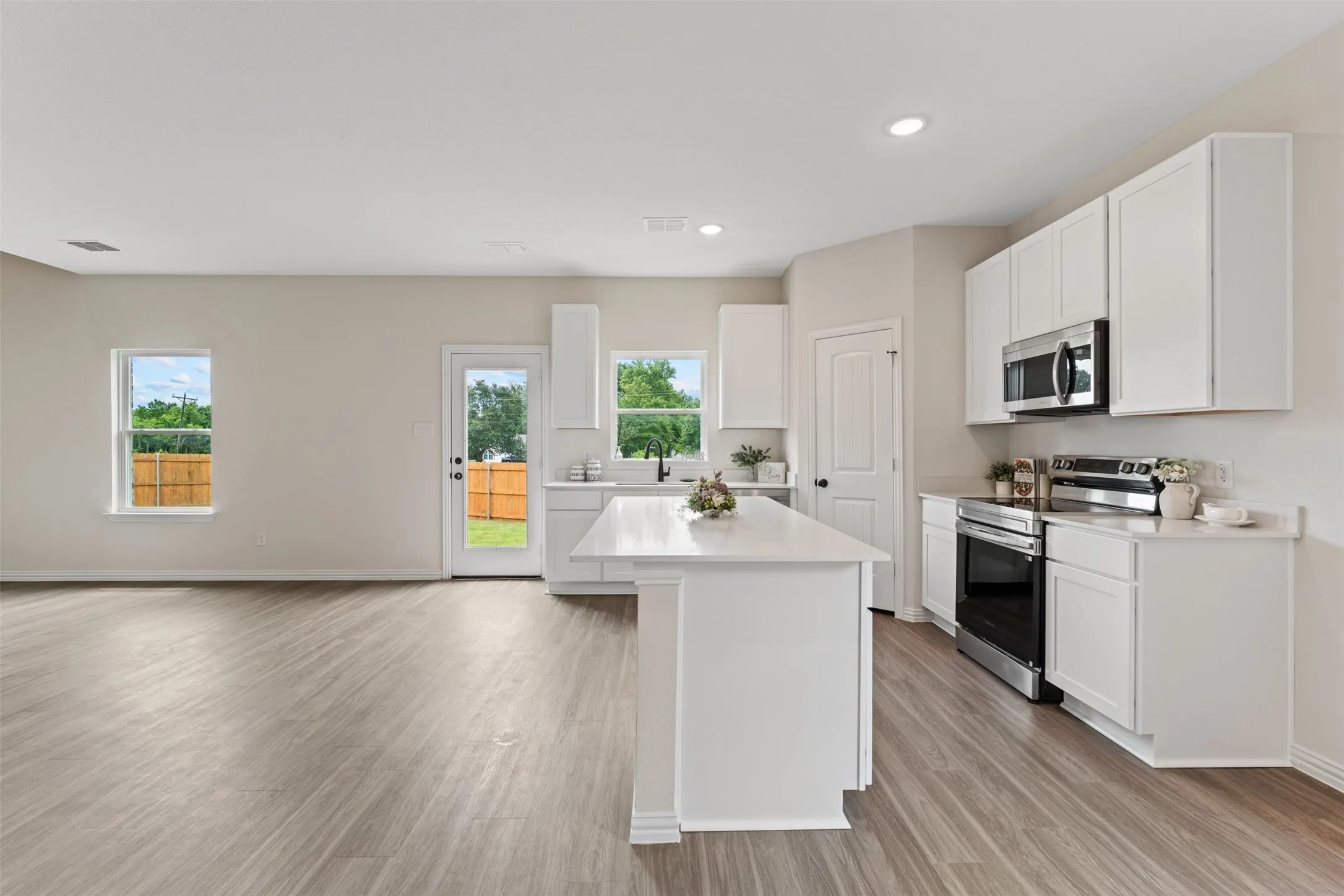 Single Family Residence For Sale in Mc Lennan County , 11404 Themis Court, Waco, Texas 76655, 4 Bedroom, 3 Bathroom, 2 Garage spaces, 1,700 Sqft, built in 2026, mls#21304217, Real Estate Agent in Waco, Homes For Sale in Mc Lennan county, Homes For Sale in Waco, Realtor in Waco Texas, Real Estate Brokerage Independent Realty Texas, Luminita Cordes Realtor