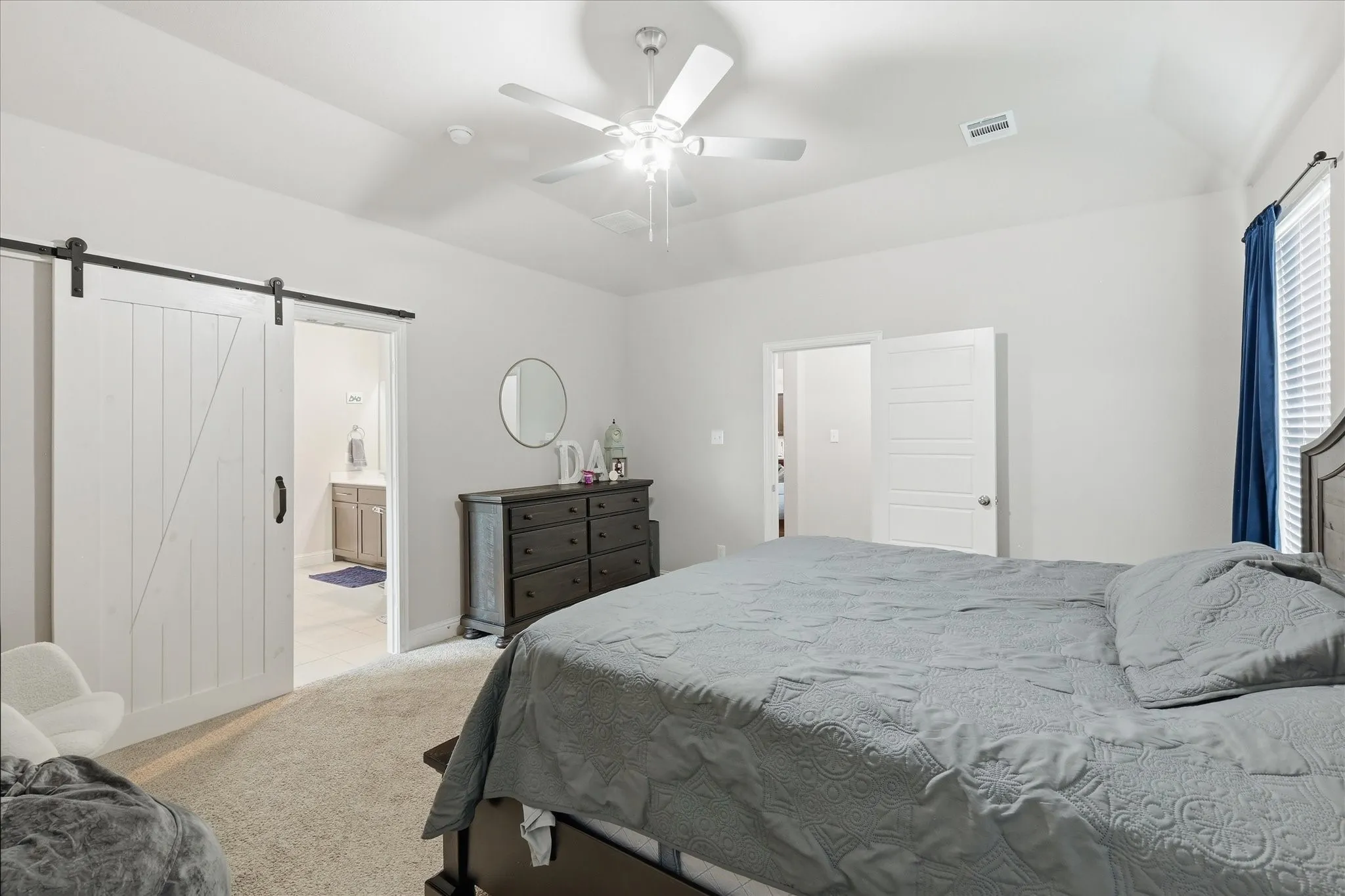 Single Family Residence For Sale in Ellis County , 4013 Orchard Park Lane, Midlothian, Texas 76065, 4 Bedroom, 2 Bathroom, 2 Garage spaces, 2,327 Sqft, built in 2017, mls#21306581, Real Estate Agent in Midlothian, Homes For Sale in Ellis county, Homes For Sale in Midlothian, Realtor in Midlothian Texas, Real Estate Brokerage Independent Realty Texas, Luminita Cordes Realtor