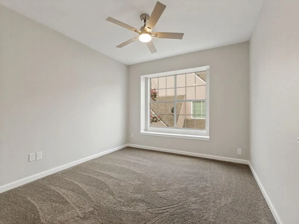 Condominium For Sale in Collin County , 17910 Windflower Way 2302, Dallas, Texas 75252, 3 Bedroom, 3 Bathroom, Garage spaces, 1,297 Sqft, built in 1985, mls#21306698, Real Estate Agent in Dallas, Homes For Sale in Collin county, Homes For Sale in Dallas, Realtor in Dallas Texas, Real Estate Brokerage Independent Realty Texas, Luminita Cordes Realtor