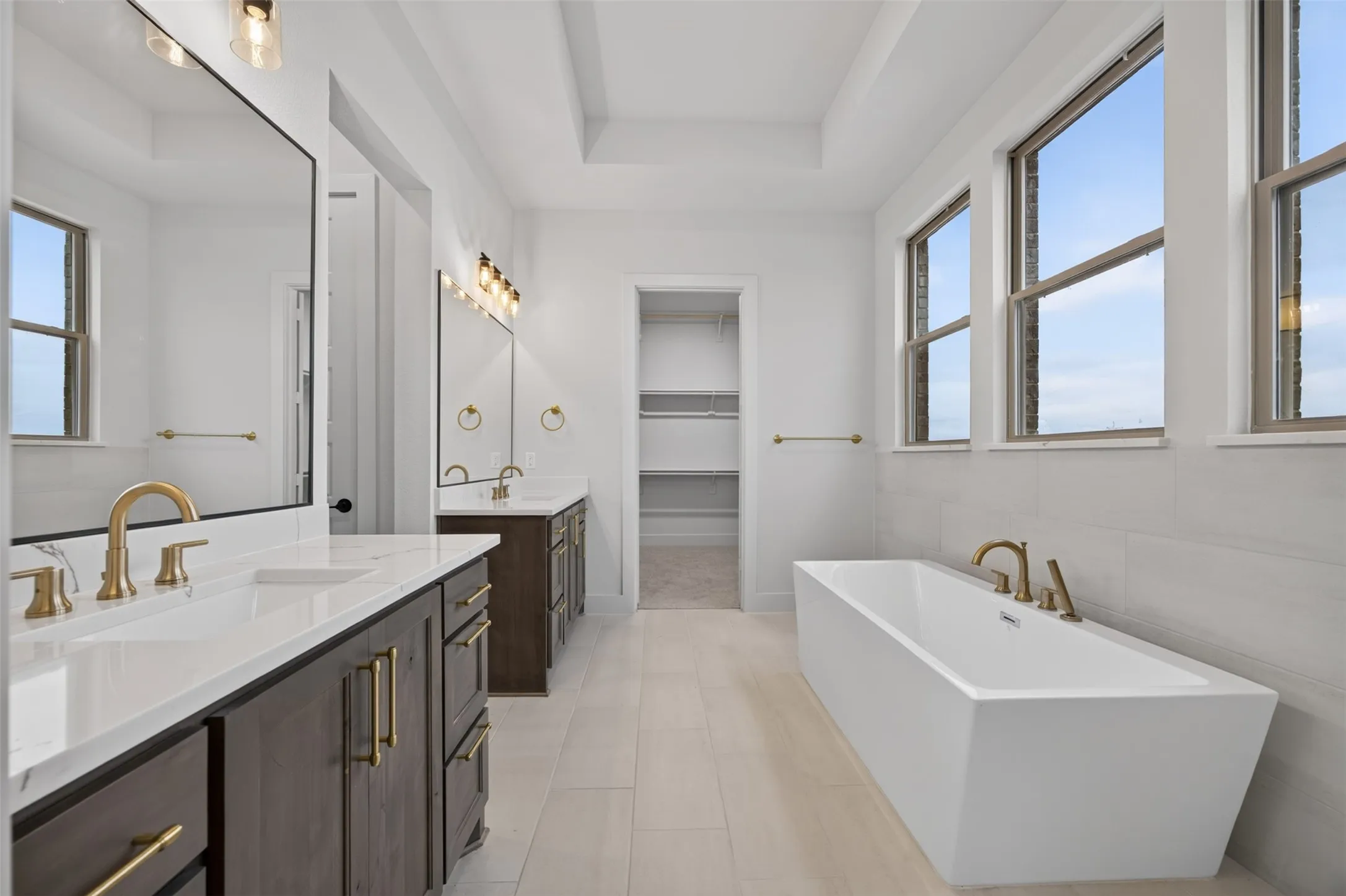 Single Family Residence For Sale in Ellis County , 253 Samir Lane, Waxahachie, Texas 75165, 4 Bedroom, 3 Bathroom, 3 Garage spaces, 3,168 Sqft, built in 2026, mls#21304965, Real Estate Agent in Waxahachie, Homes For Sale in Ellis county, Homes For Sale in Waxahachie, Realtor in Waxahachie Texas, Real Estate Brokerage Independent Realty Texas, Luminita Cordes Realtor