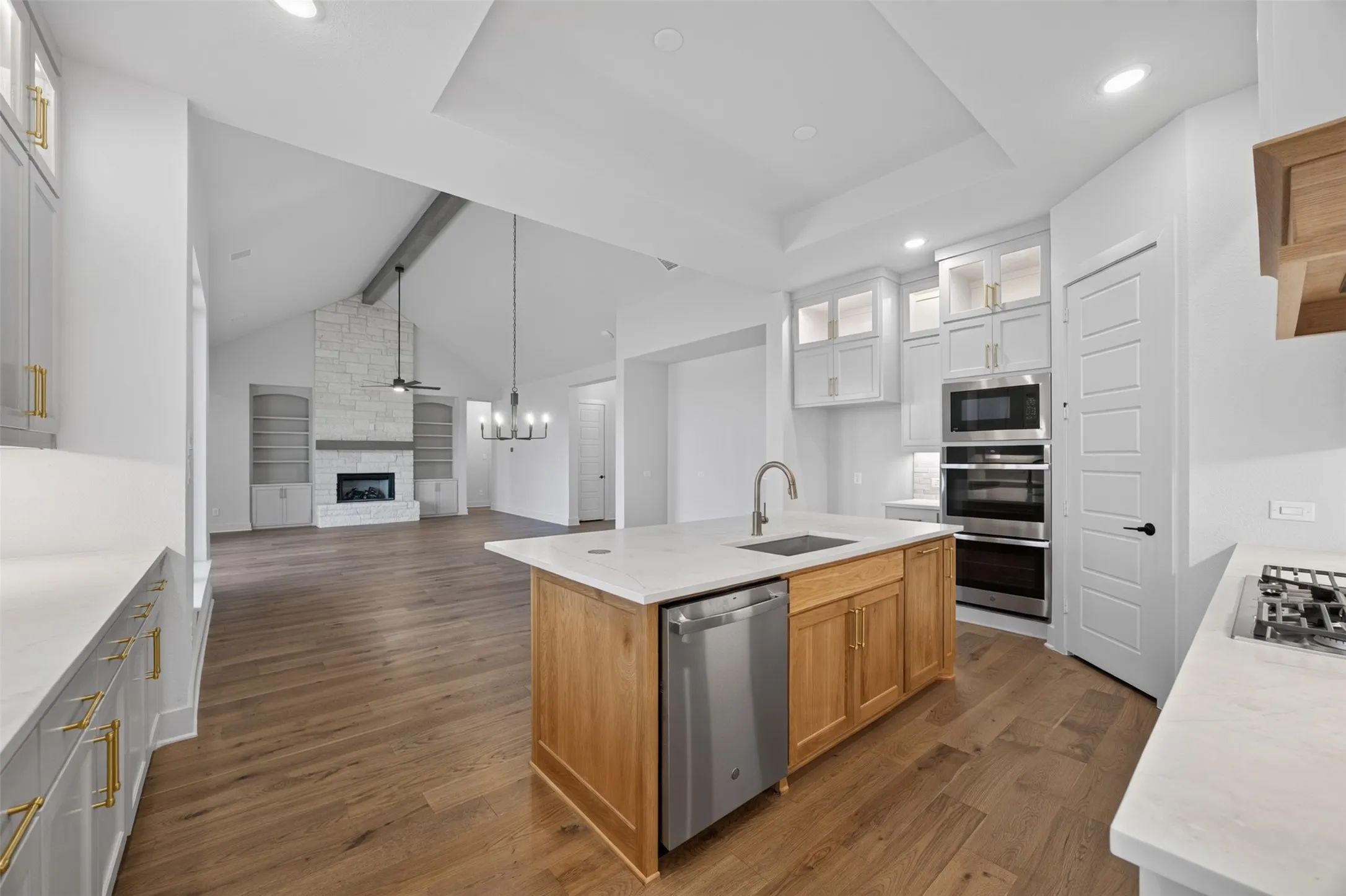 Single Family Residence For Sale in Ellis County , 253 Samir Lane, Waxahachie, Texas 75165, 4 Bedroom, 3 Bathroom, 3 Garage spaces, 3,168 Sqft, built in 2026, mls#21304965, Real Estate Agent in Waxahachie, Homes For Sale in Ellis county, Homes For Sale in Waxahachie, Realtor in Waxahachie Texas, Real Estate Brokerage Independent Realty Texas, Luminita Cordes Realtor
