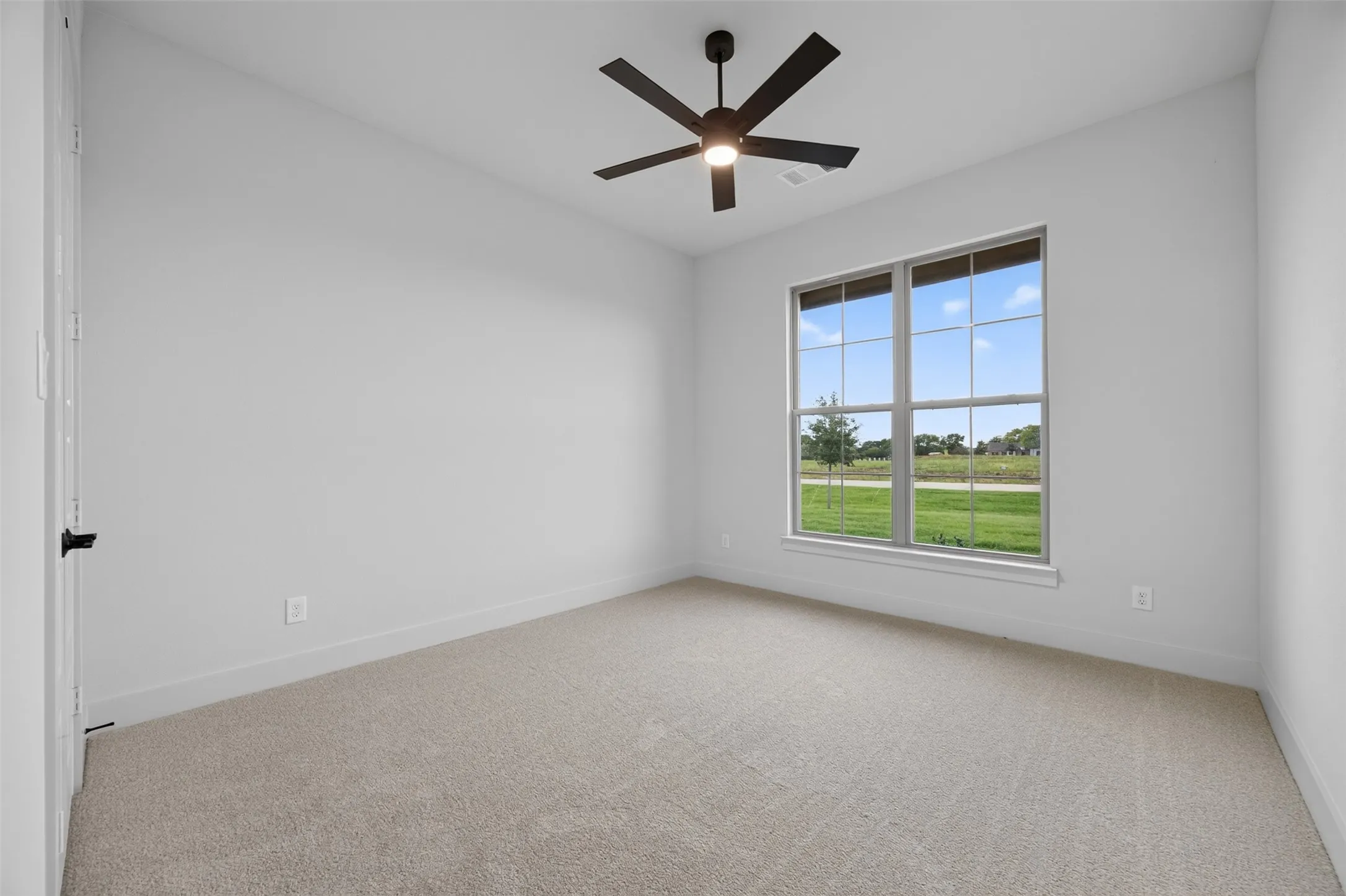 Single Family Residence For Sale in Ellis County , 253 Samir Lane, Waxahachie, Texas 75165, 4 Bedroom, 3 Bathroom, 3 Garage spaces, 3,168 Sqft, built in 2026, mls#21304965, Real Estate Agent in Waxahachie, Homes For Sale in Ellis county, Homes For Sale in Waxahachie, Realtor in Waxahachie Texas, Real Estate Brokerage Independent Realty Texas, Luminita Cordes Realtor