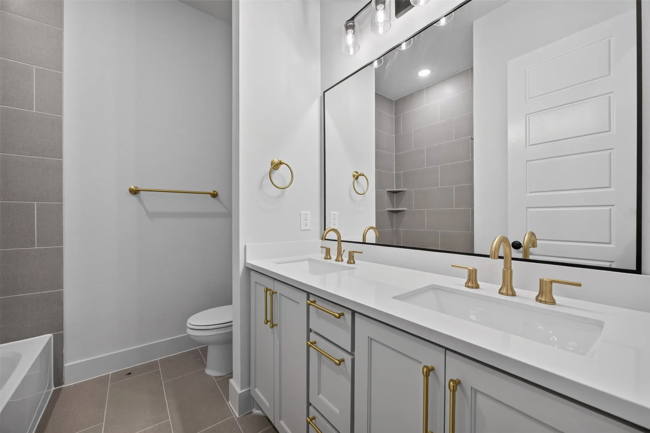 Single Family Residence For Sale in Ellis County , 253 Samir Lane, Waxahachie, Texas 75165, 4 Bedroom, 3 Bathroom, 3 Garage spaces, 3,168 Sqft, built in 2026, mls#21304965, Real Estate Agent in Waxahachie, Homes For Sale in Ellis county, Homes For Sale in Waxahachie, Realtor in Waxahachie Texas, Real Estate Brokerage Independent Realty Texas, Luminita Cordes Realtor