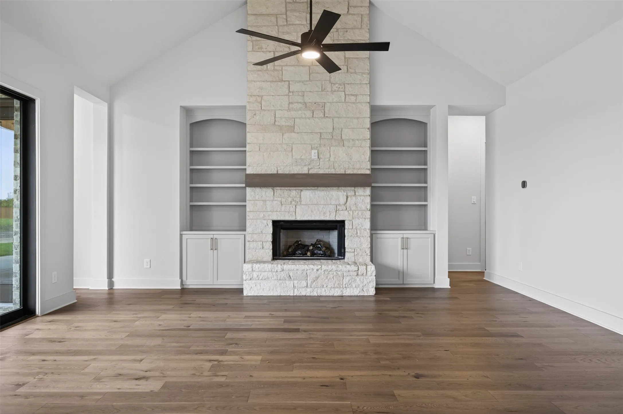 Single Family Residence For Sale in Ellis County , 253 Samir Lane, Waxahachie, Texas 75165, 4 Bedroom, 3 Bathroom, 3 Garage spaces, 3,168 Sqft, built in 2026, mls#21304965, Real Estate Agent in Waxahachie, Homes For Sale in Ellis county, Homes For Sale in Waxahachie, Realtor in Waxahachie Texas, Real Estate Brokerage Independent Realty Texas, Luminita Cordes Realtor