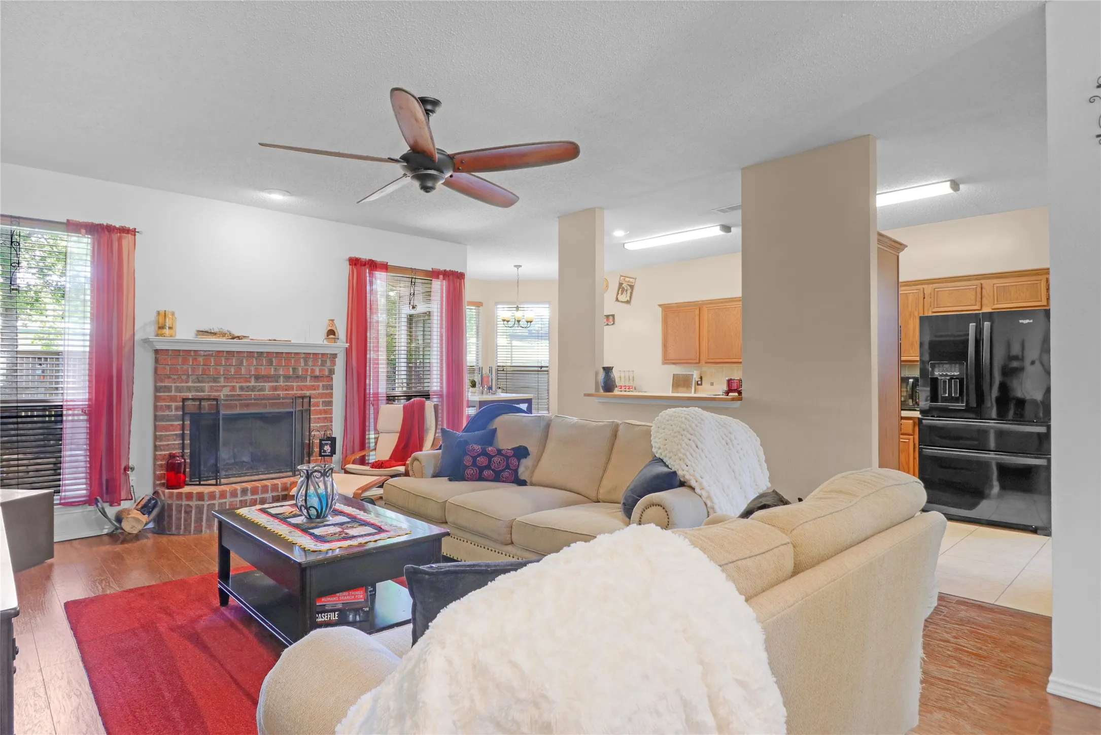 Living room an kitchen are open. Enjoy family and friends while prepping food.