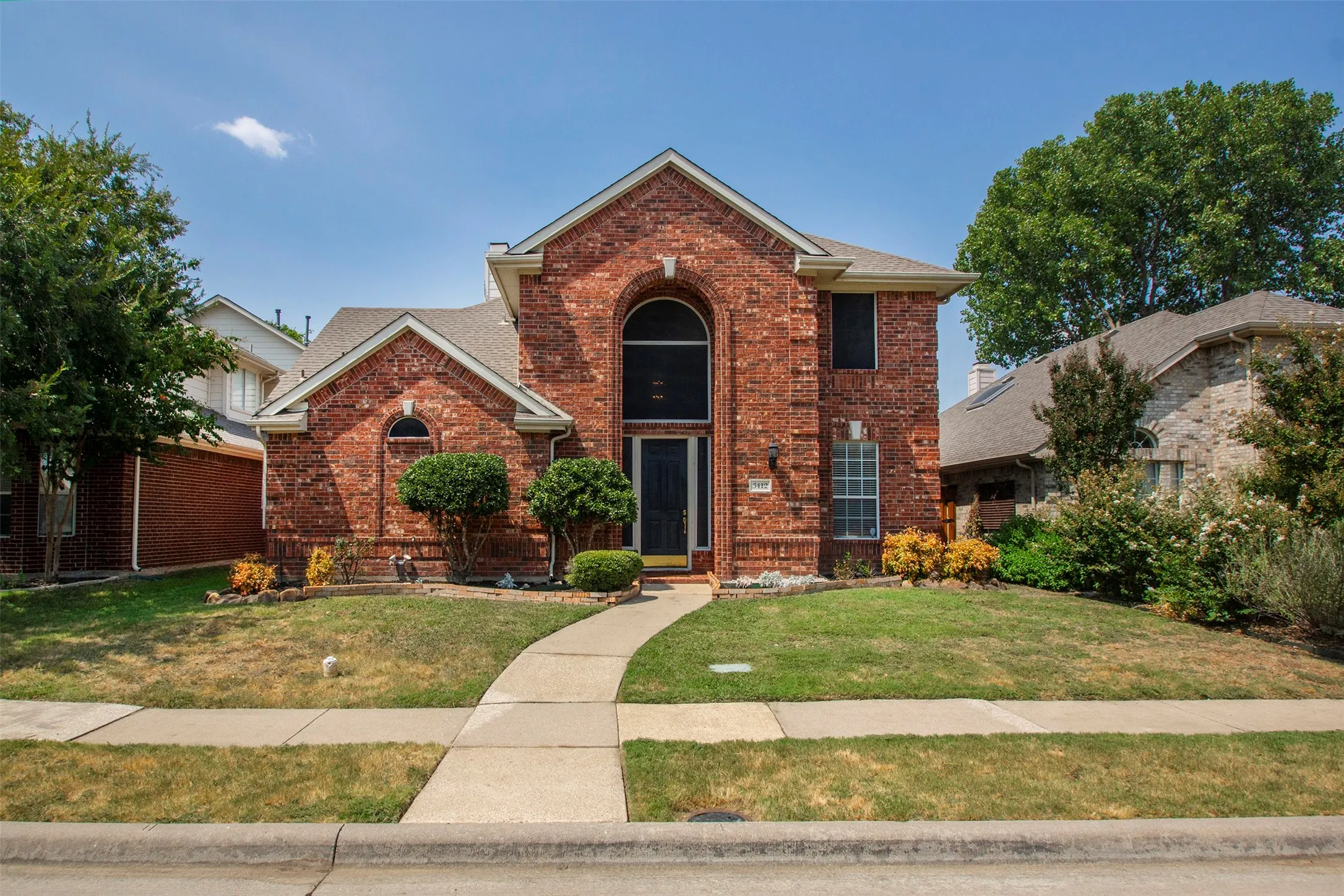 Single Family Residence For Rent in Collin County , 3412 Pueblo Drive, Mc Kinney, Texas 75070, 4 Bedroom, 3 Bathroom, 2 Garage spaces, 2,554 Sqft, built in 1998, mls#21304496, Real Estate Agent in Mc Kinney, Homes For Rent in Collin county, Homes For Rent in Mc Kinney, Realtor in Mc Kinney Texas, Real Estate Brokerage Independent Realty Texas, Luminita Cordes Realtor