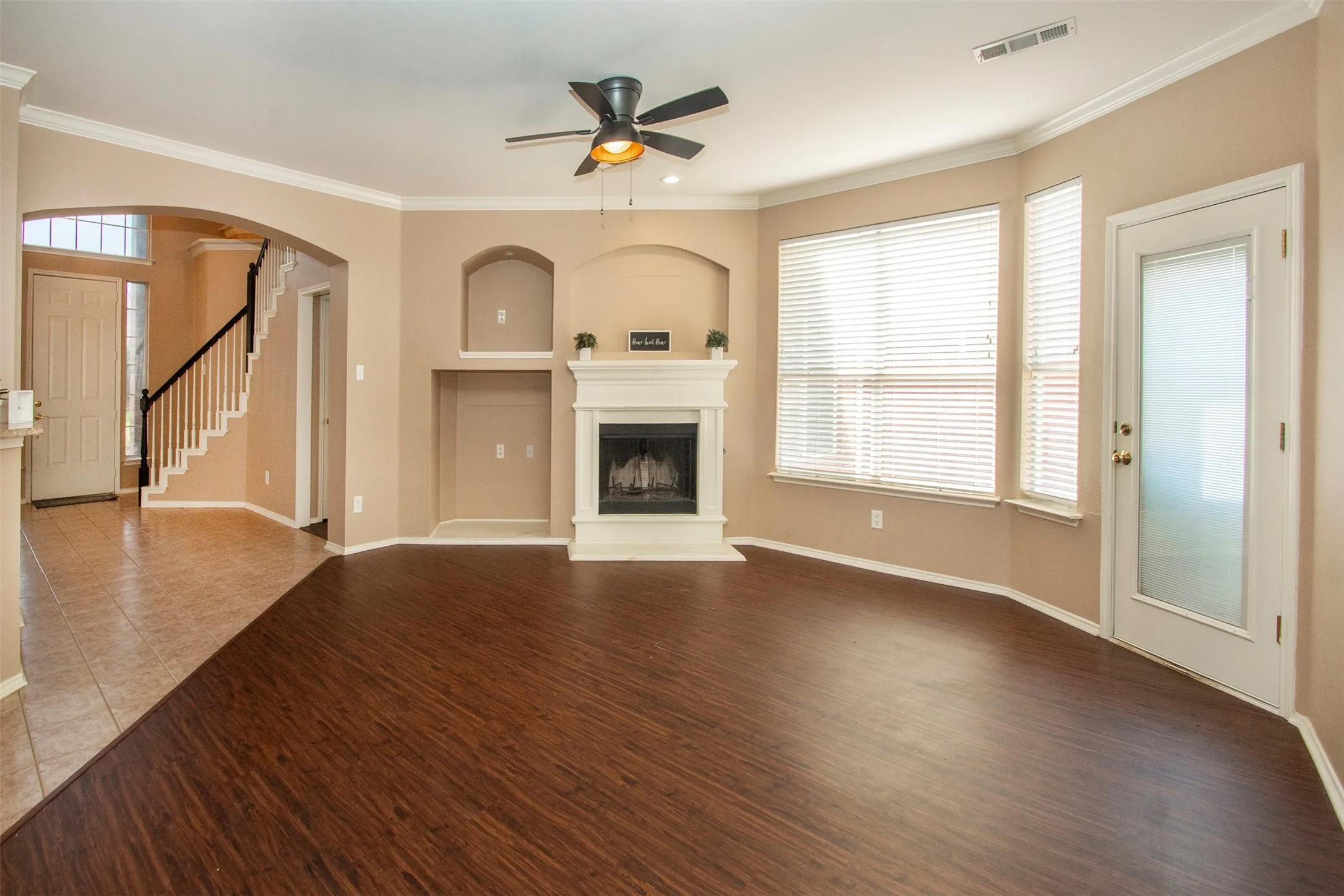 Single Family Residence For Rent in Collin County , 3412 Pueblo Drive, Mc Kinney, Texas 75070, 4 Bedroom, 3 Bathroom, 2 Garage spaces, 2,554 Sqft, built in 1998, mls#21304496, Real Estate Agent in Mc Kinney, Homes For Rent in Collin county, Homes For Rent in Mc Kinney, Realtor in Mc Kinney Texas, Real Estate Brokerage Independent Realty Texas, Luminita Cordes Realtor