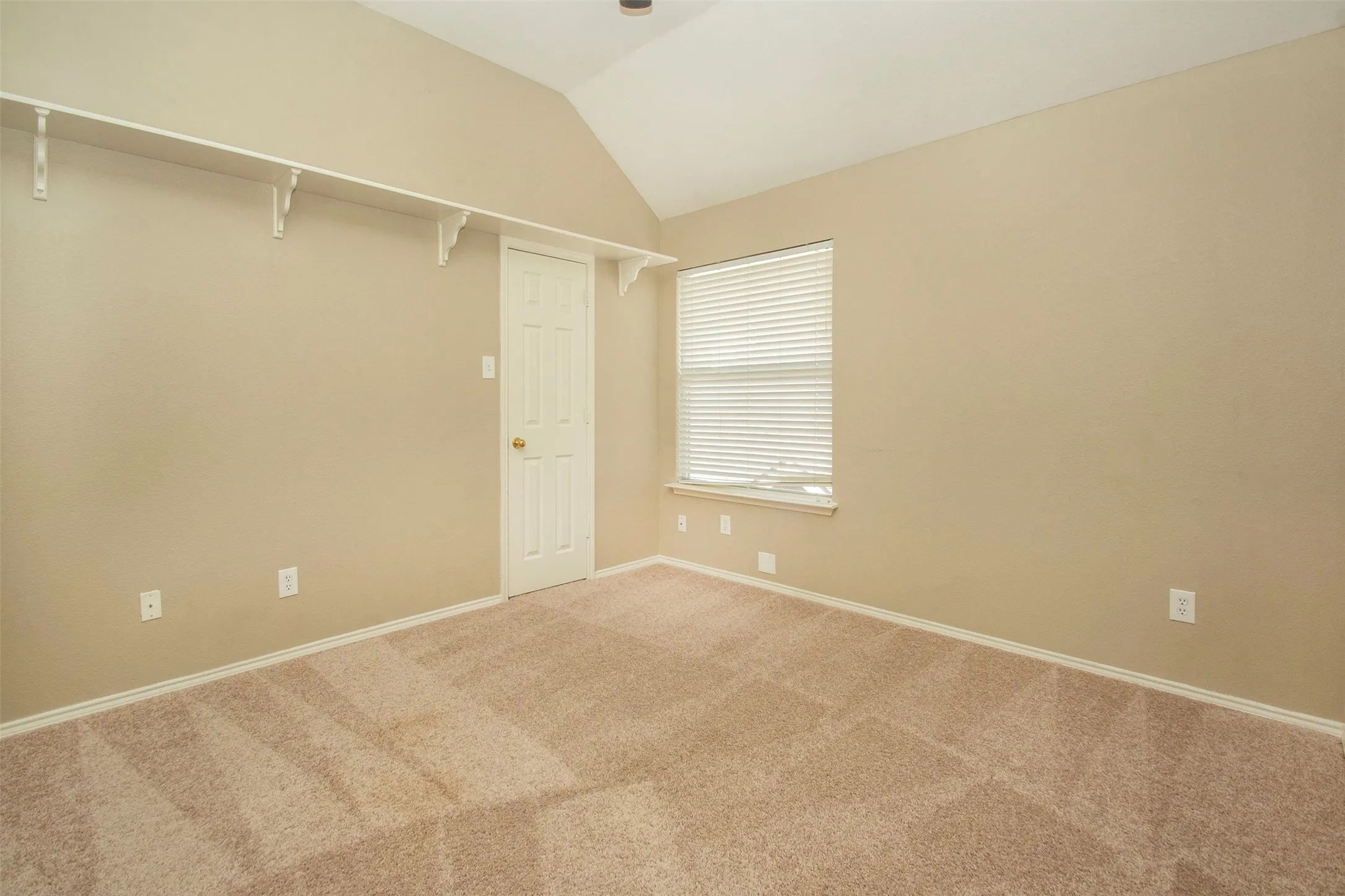 Single Family Residence For Rent in Collin County , 3412 Pueblo Drive, Mc Kinney, Texas 75070, 4 Bedroom, 3 Bathroom, 2 Garage spaces, 2,554 Sqft, built in 1998, mls#21304496, Real Estate Agent in Mc Kinney, Homes For Rent in Collin county, Homes For Rent in Mc Kinney, Realtor in Mc Kinney Texas, Real Estate Brokerage Independent Realty Texas, Luminita Cordes Realtor