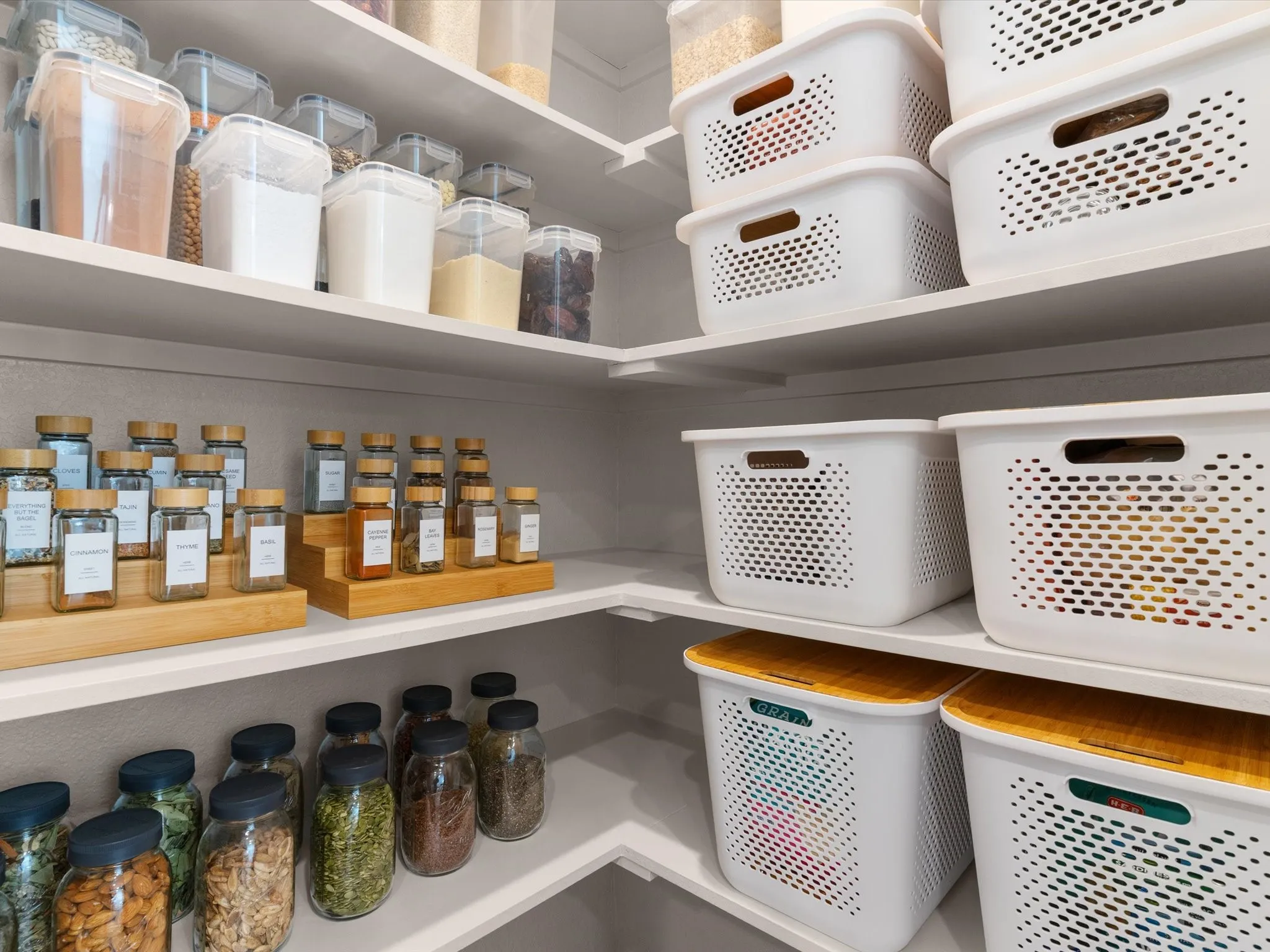 Pristine pantry with loads of space for spices and every day staples.