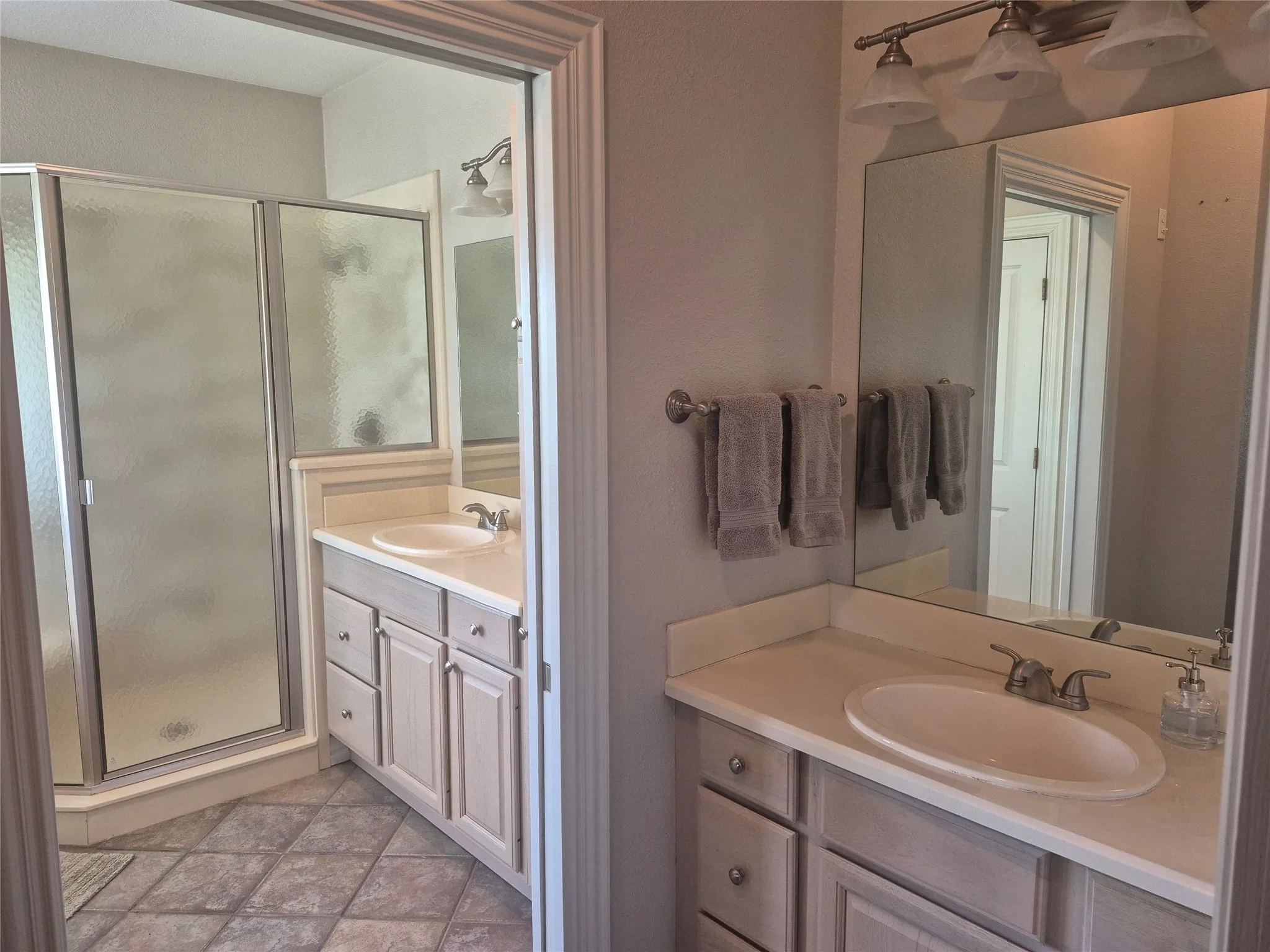 Farm For Sale in Erath County , 3851 County Road 156 Road, Bluff Dale, Texas 76433, 3 Bedroom, 3 Bathroom, Garage spaces, 2,623 Sqft, built in 2002, mls#21295169, Real Estate Agent in Bluff Dale, Homes For Sale in Erath county, Homes For Sale in Bluff Dale, Realtor in Bluff Dale Texas, Real Estate Brokerage Independent Realty Texas, Luminita Cordes Realtor
