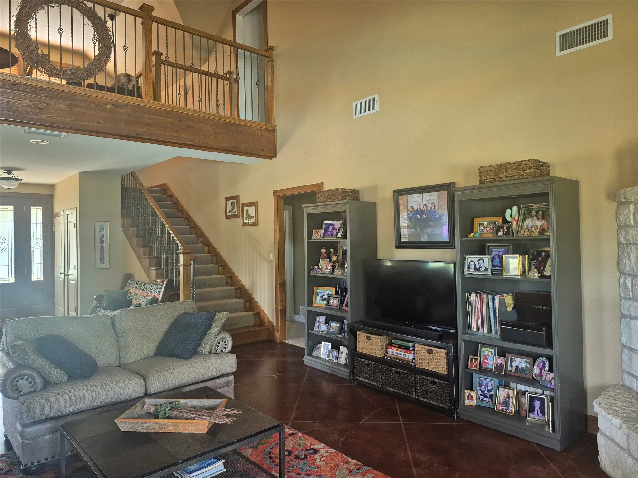 Farm For Sale in Erath County , 3851 County Road 156 Road, Bluff Dale, Texas 76433, 3 Bedroom, 3 Bathroom, Garage spaces, 2,623 Sqft, built in 2002, mls#21295169, Real Estate Agent in Bluff Dale, Homes For Sale in Erath county, Homes For Sale in Bluff Dale, Realtor in Bluff Dale Texas, Real Estate Brokerage Independent Realty Texas, Luminita Cordes Realtor