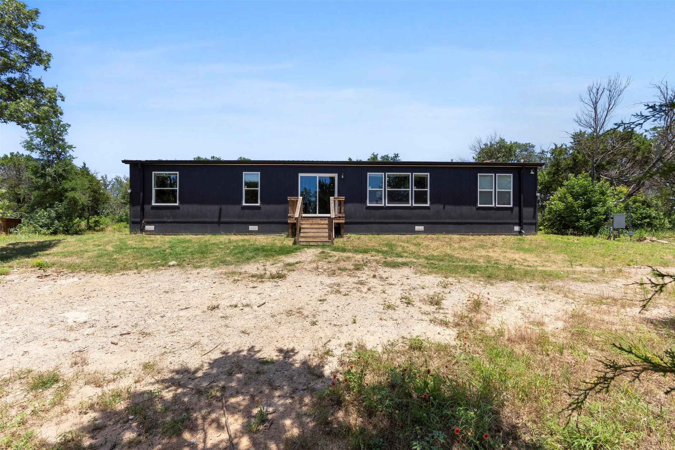 Mobile Home For Sale in Parker County , 4674 Azle Highway, Weatherford, Texas 76085, 3 Bedroom, 3 Bathroom, 2 Garage spaces, 1,972 Sqft, built in 2024, mls#21305728, Real Estate Agent in Weatherford, Homes For Sale in Parker county, Homes For Sale in Weatherford, Realtor in Weatherford Texas, Real Estate Brokerage Independent Realty Texas, Luminita Cordes Realtor