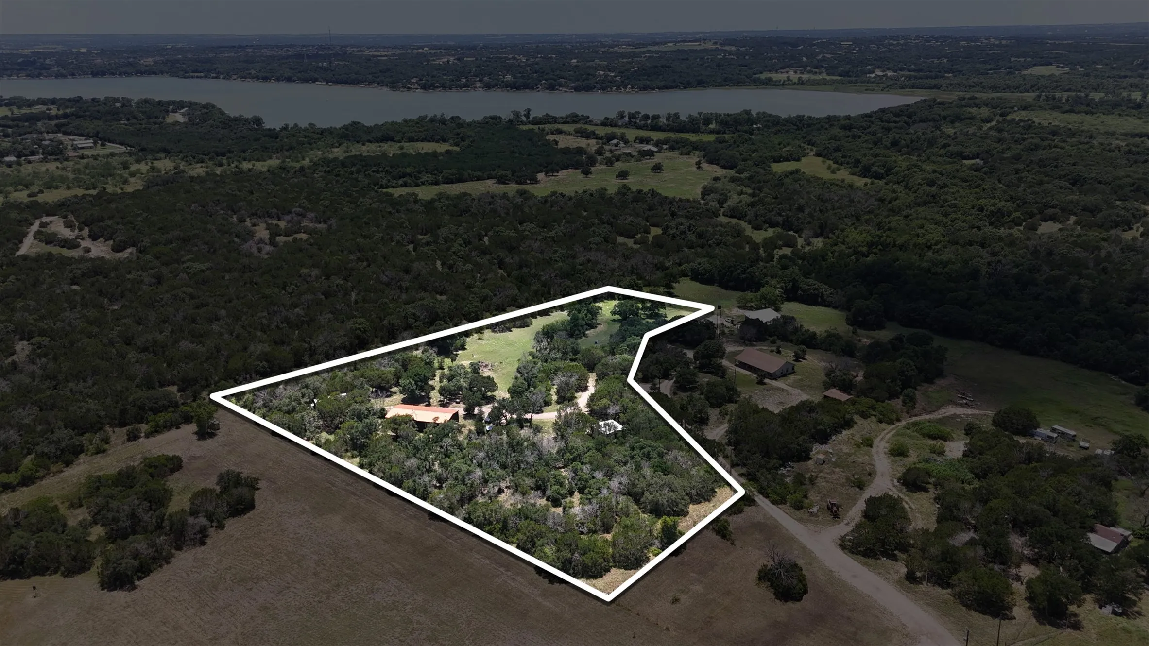 Mobile Home For Sale in Parker County , 4674 Azle Highway, Weatherford, Texas 76085, 3 Bedroom, 3 Bathroom, 2 Garage spaces, 1,972 Sqft, built in 2024, mls#21305728, Real Estate Agent in Weatherford, Homes For Sale in Parker county, Homes For Sale in Weatherford, Realtor in Weatherford Texas, Real Estate Brokerage Independent Realty Texas, Luminita Cordes Realtor