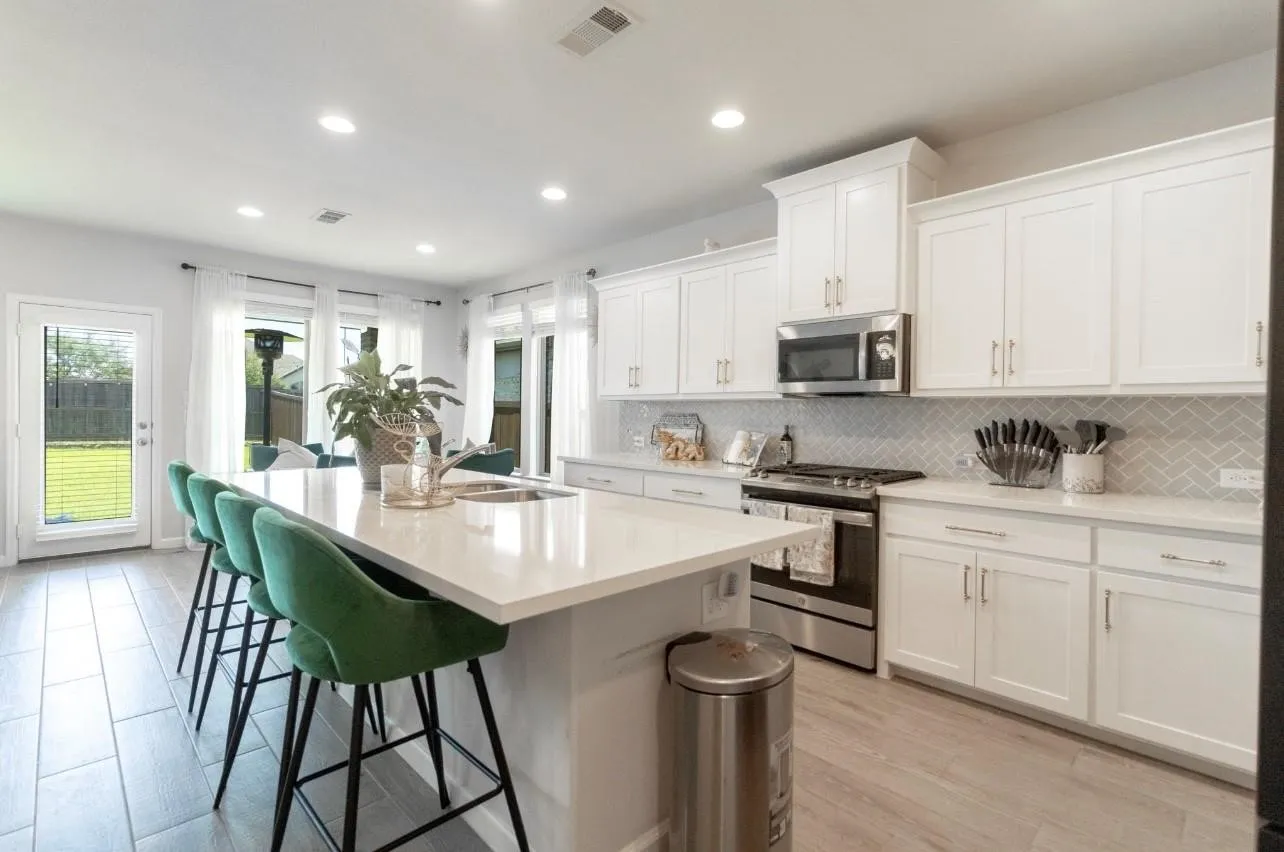 Single Family Residence For Rent in Kaufman County , 2016 Croftbank Street, Forney, Texas 75126, 3 Bedroom, 3 Bathroom, 2 Garage spaces, 1,920 Sqft, built in 2022, mls#21306253, Real Estate Agent in Forney, Homes For Rent in Kaufman county, Homes For Rent in Forney, Realtor in Forney Texas, Real Estate Brokerage Independent Realty Texas, Luminita Cordes Realtor