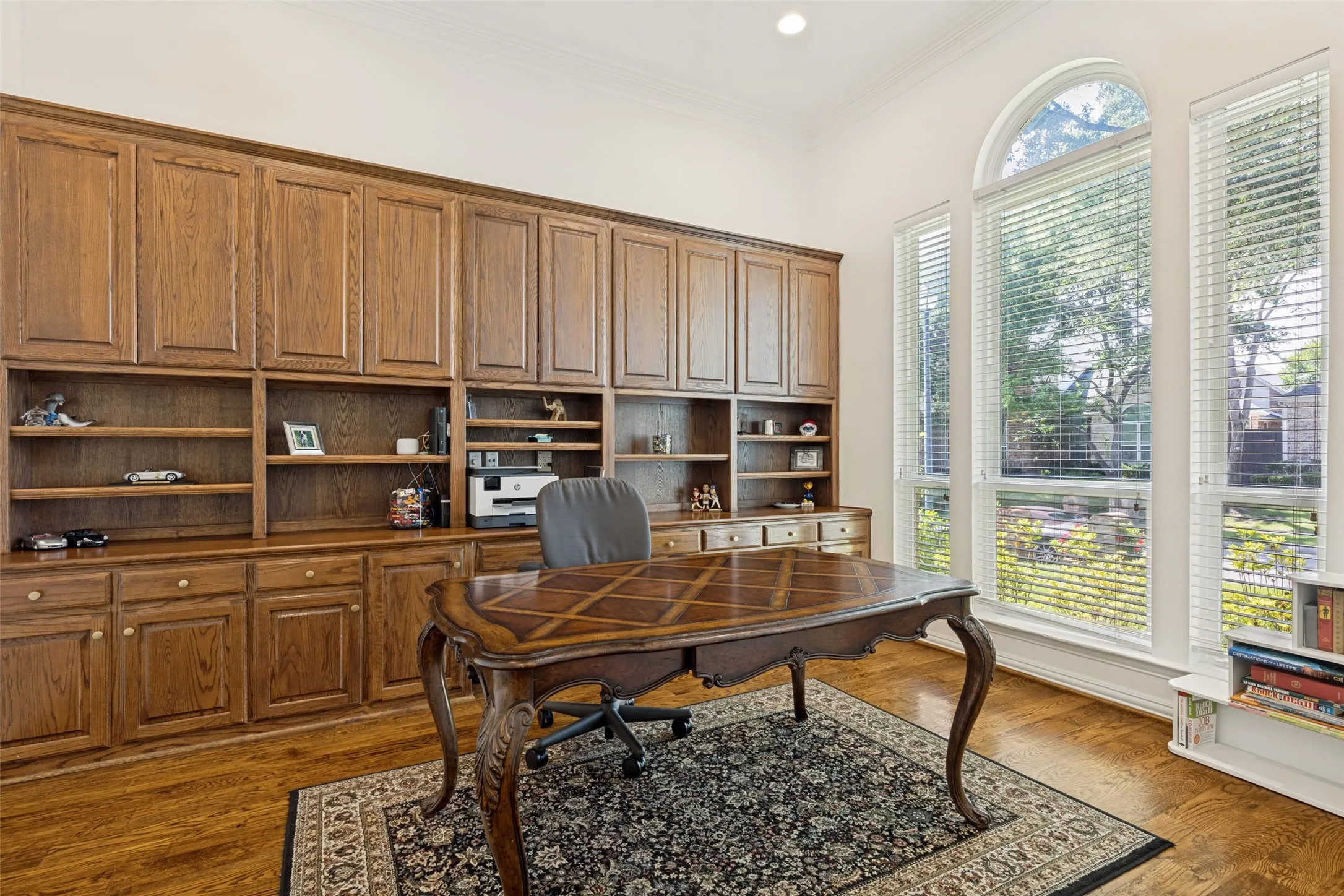Single Family Residence For Sale in Collin County , 5213 Tennington Park, Dallas, Texas 75287, 4 Bedroom, 4 Bathroom, 3 Garage spaces, 4,281 Sqft, built in 2000, mls#21306047, Real Estate Agent in Dallas, Homes For Sale in Collin county, Homes For Sale in Dallas, Realtor in Dallas Texas, Real Estate Brokerage Independent Realty Texas, Luminita Cordes Realtor