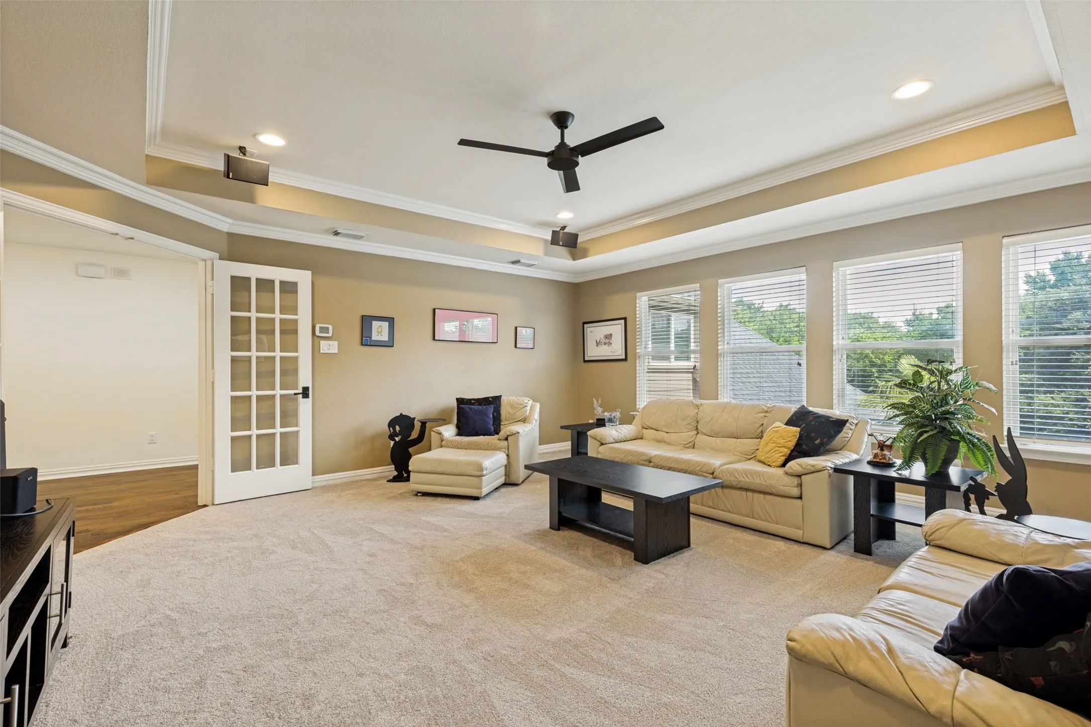 Single Family Residence For Sale in Collin County , 5213 Tennington Park, Dallas, Texas 75287, 4 Bedroom, 4 Bathroom, 3 Garage spaces, 4,281 Sqft, built in 2000, mls#21306047, Real Estate Agent in Dallas, Homes For Sale in Collin county, Homes For Sale in Dallas, Realtor in Dallas Texas, Real Estate Brokerage Independent Realty Texas, Luminita Cordes Realtor