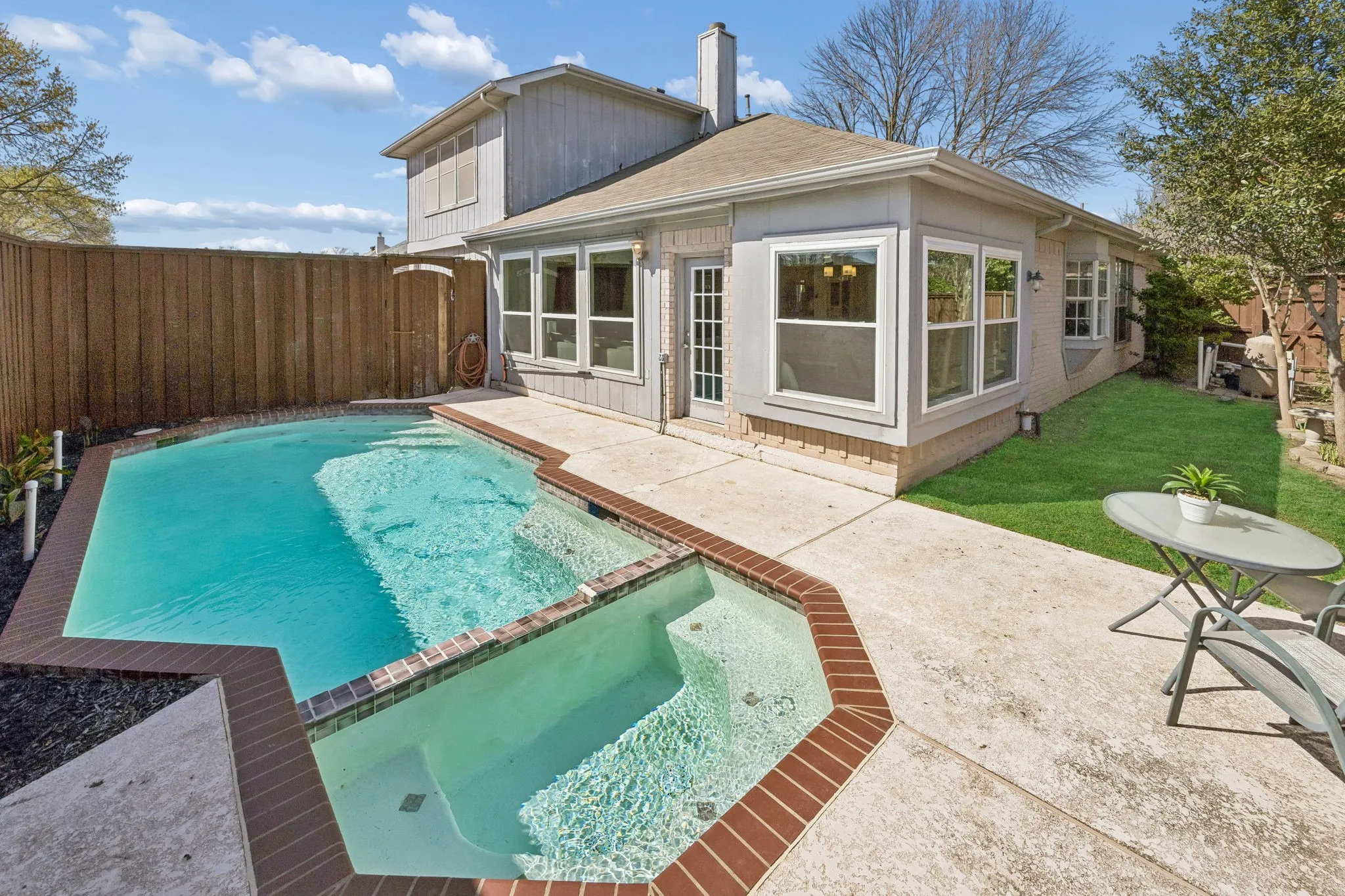 Single Family Residence For Sale in Collin County , 920 Mustang Drive, Allen, Texas 75002, 4 Bedroom, 3 Bathroom, 2 Garage spaces, 2,800 Sqft, built in 1994, mls#21304435, Real Estate Agent in Allen, Homes For Sale in Collin county, Homes For Sale in Allen, Realtor in Allen Texas, Real Estate Brokerage Independent Realty Texas, Luminita Cordes Realtor