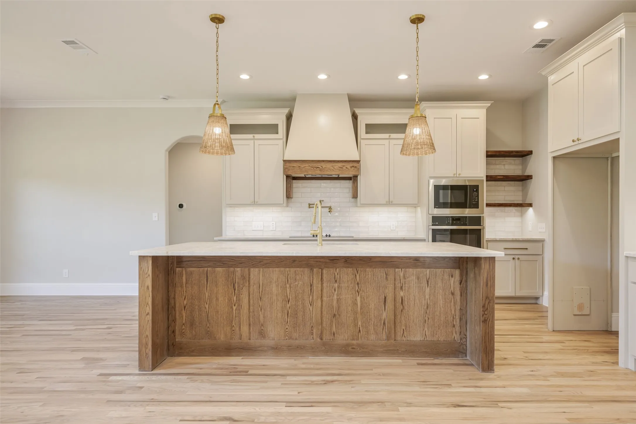 Single Family Residence For Sale in Hunt County , 2340 County Road 1112, Farmersville, Texas 75442, 5 Bedroom, 5 Bathroom, 3 Garage spaces, 2,720 Sqft, built in 2026, mls#21306155, Real Estate Agent in Farmersville, Homes For Sale in Hunt county, Homes For Sale in Farmersville, Realtor in Farmersville Texas, Real Estate Brokerage Independent Realty Texas, Luminita Cordes Realtor