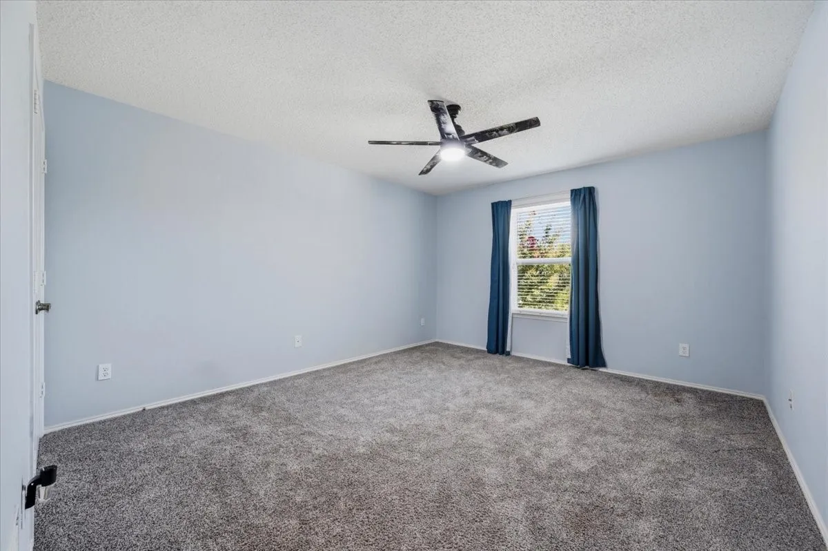 Single Family Residence For Sale in Rockwall County , 1419 Madison Drive, Rockwall, Texas 75032, 5 Bedroom, 3 Bathroom, 2 Garage spaces, 2,818 Sqft, built in 1999, mls#21306784, Real Estate Agent in Rockwall, Homes For Sale in Rockwall county, Homes For Sale in Rockwall, Realtor in Rockwall Texas, Real Estate Brokerage Independent Realty Texas, Luminita Cordes Realtor