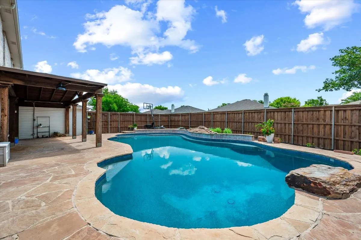 Single Family Residence For Sale in Rockwall County , 1419 Madison Drive, Rockwall, Texas 75032, 5 Bedroom, 3 Bathroom, 2 Garage spaces, 2,818 Sqft, built in 1999, mls#21306784, Real Estate Agent in Rockwall, Homes For Sale in Rockwall county, Homes For Sale in Rockwall, Realtor in Rockwall Texas, Real Estate Brokerage Independent Realty Texas, Luminita Cordes Realtor