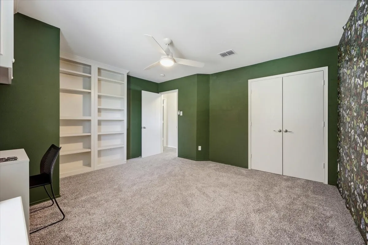 Single Family Residence For Sale in Rockwall County , 1419 Madison Drive, Rockwall, Texas 75032, 5 Bedroom, 3 Bathroom, 2 Garage spaces, 2,818 Sqft, built in 1999, mls#21306784, Real Estate Agent in Rockwall, Homes For Sale in Rockwall county, Homes For Sale in Rockwall, Realtor in Rockwall Texas, Real Estate Brokerage Independent Realty Texas, Luminita Cordes Realtor
