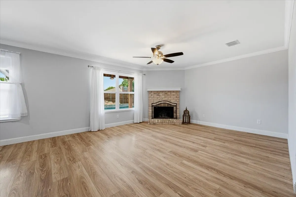 Single Family Residence For Sale in Rockwall County , 1419 Madison Drive, Rockwall, Texas 75032, 5 Bedroom, 3 Bathroom, 2 Garage spaces, 2,818 Sqft, built in 1999, mls#21306784, Real Estate Agent in Rockwall, Homes For Sale in Rockwall county, Homes For Sale in Rockwall, Realtor in Rockwall Texas, Real Estate Brokerage Independent Realty Texas, Luminita Cordes Realtor