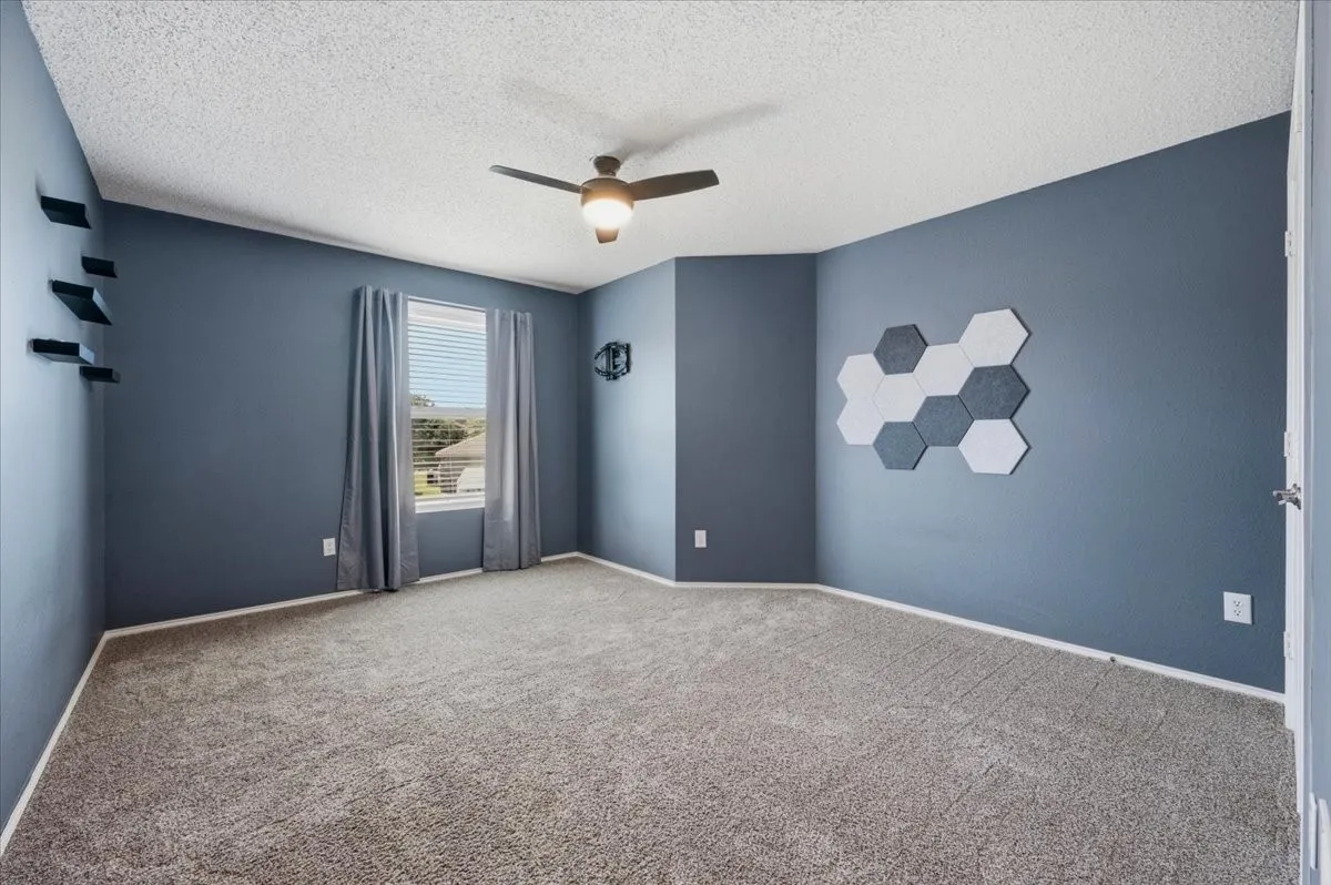 Single Family Residence For Sale in Rockwall County , 1419 Madison Drive, Rockwall, Texas 75032, 5 Bedroom, 3 Bathroom, 2 Garage spaces, 2,818 Sqft, built in 1999, mls#21306784, Real Estate Agent in Rockwall, Homes For Sale in Rockwall county, Homes For Sale in Rockwall, Realtor in Rockwall Texas, Real Estate Brokerage Independent Realty Texas, Luminita Cordes Realtor