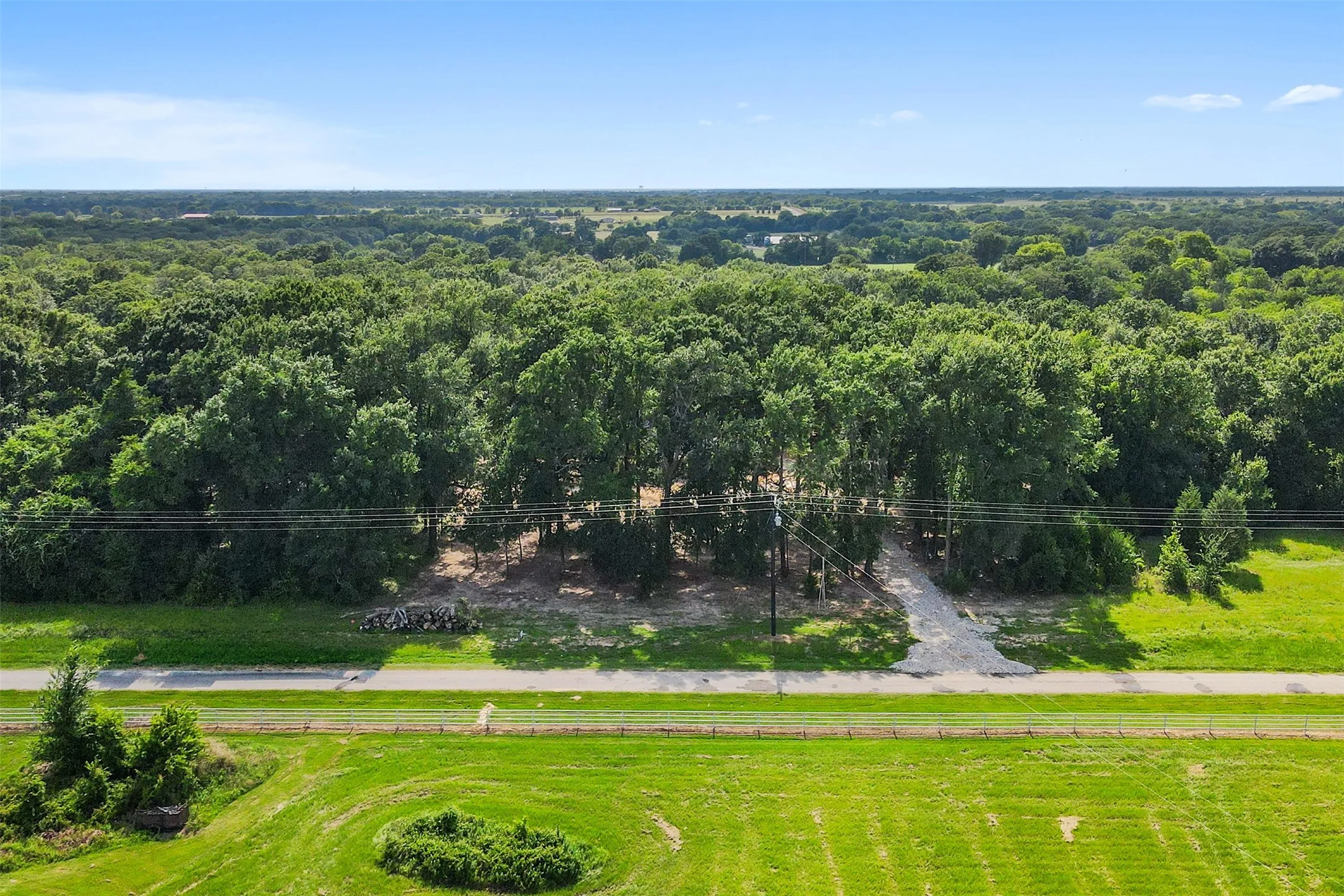 Single Family Residence For Sale in Van Zandt County , 135 VZ CR 2810, Mabank, Texas 75147, 4 Bedroom, 3 Bathroom, 2 Garage spaces, 2,509 Sqft, built in 2026, mls#21306787, Real Estate Agent in Mabank, Homes For Sale in Van Zandt county, Homes For Sale in Mabank, Realtor in Mabank Texas, Real Estate Brokerage Independent Realty Texas, Luminita Cordes Realtor
