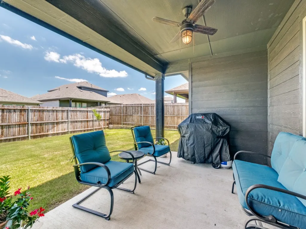 Single Family Residence For Sale in Denton County , 5120 Valley Forge Drive, Denton, Texas 76207, 3 Bedroom, 2 Bathroom, 2 Garage spaces, 1,633 Sqft, built in 2022, mls#21305932, Real Estate Agent in Denton, Homes For Sale in Denton county, Homes For Sale in Denton, Realtor in Denton Texas, Real Estate Brokerage Independent Realty Texas, Luminita Cordes Realtor