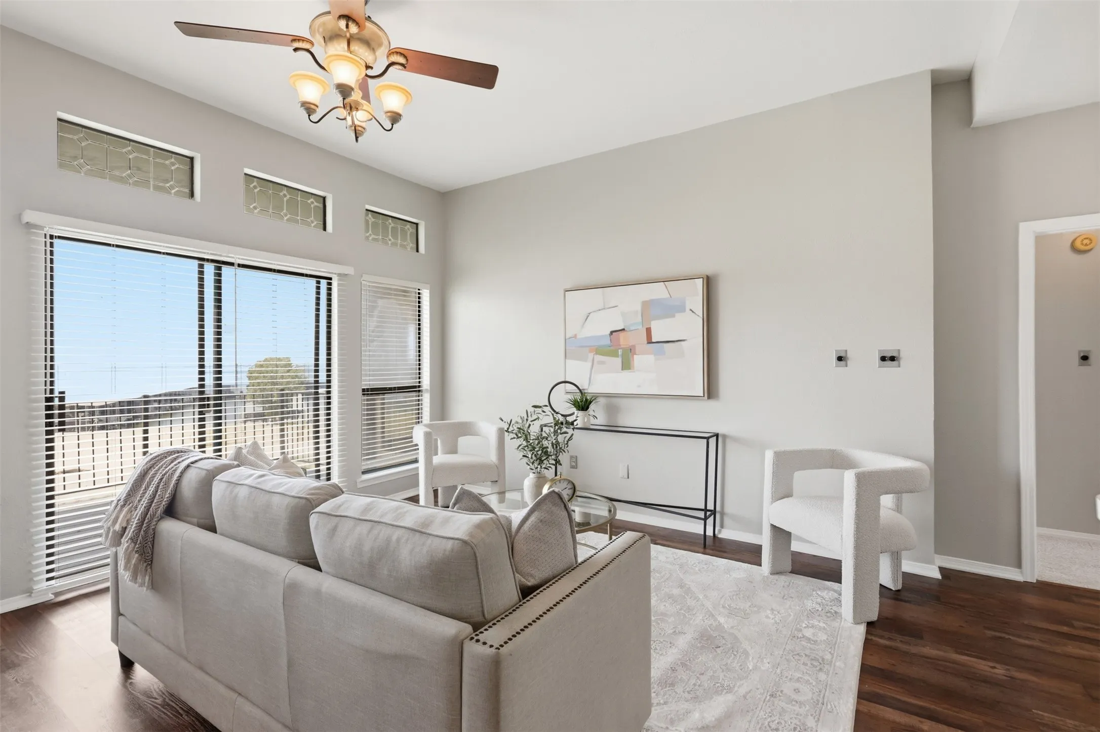 Condominium For Sale in Rockwall County , 275 Henry M Chandler Drive 3, Rockwall, Texas 75032, 2 Bedroom, 2 Bathroom, Garage spaces, 1,174 Sqft, built in 1983, mls#21306805, Real Estate Agent in Rockwall, Homes For Sale in Rockwall county, Homes For Sale in Rockwall, Realtor in Rockwall Texas, Real Estate Brokerage Independent Realty Texas, Luminita Cordes Realtor