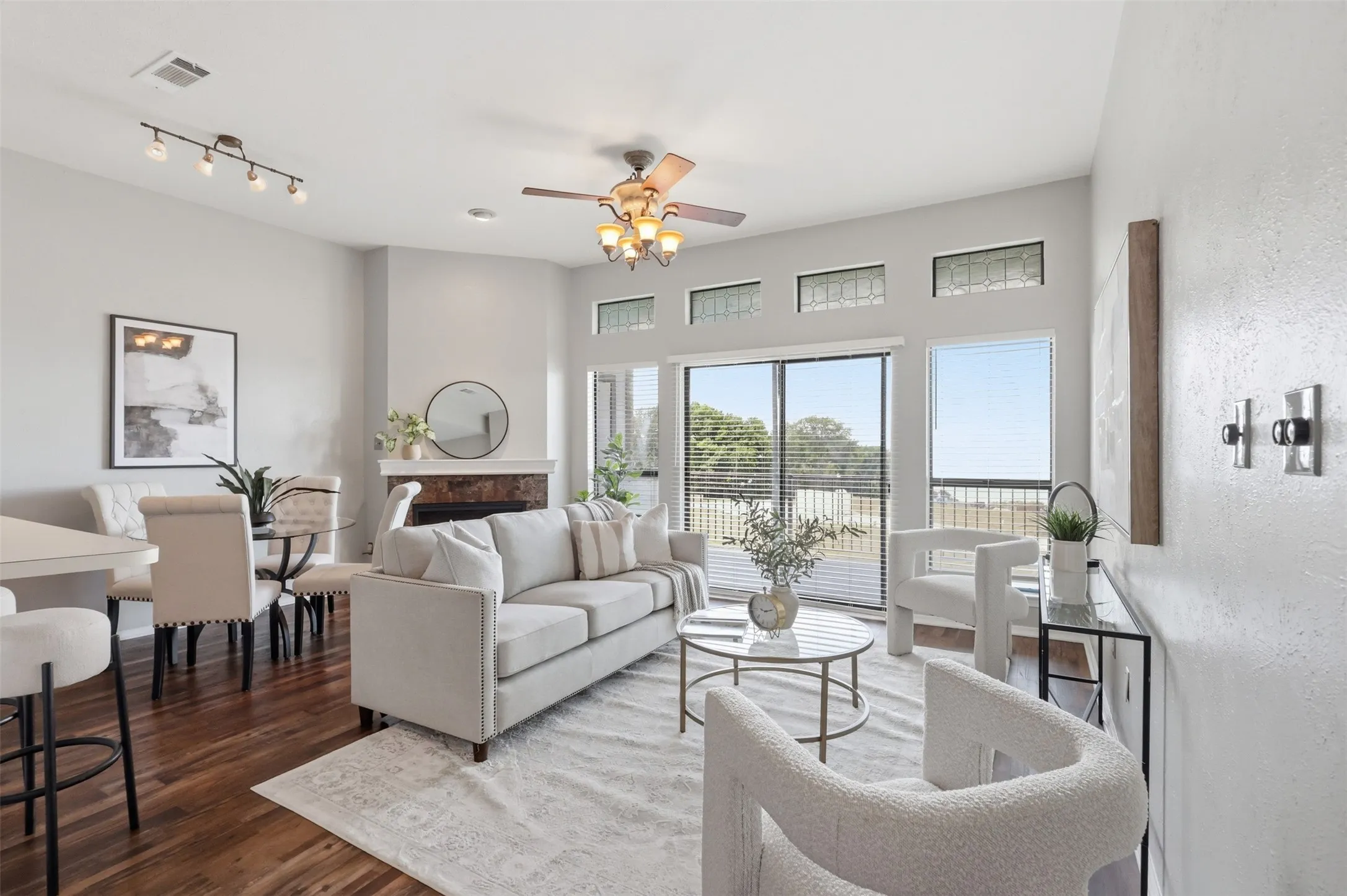 Condominium For Sale in Rockwall County , 275 Henry M Chandler Drive 3, Rockwall, Texas 75032, 2 Bedroom, 2 Bathroom, Garage spaces, 1,174 Sqft, built in 1983, mls#21306805, Real Estate Agent in Rockwall, Homes For Sale in Rockwall county, Homes For Sale in Rockwall, Realtor in Rockwall Texas, Real Estate Brokerage Independent Realty Texas, Luminita Cordes Realtor