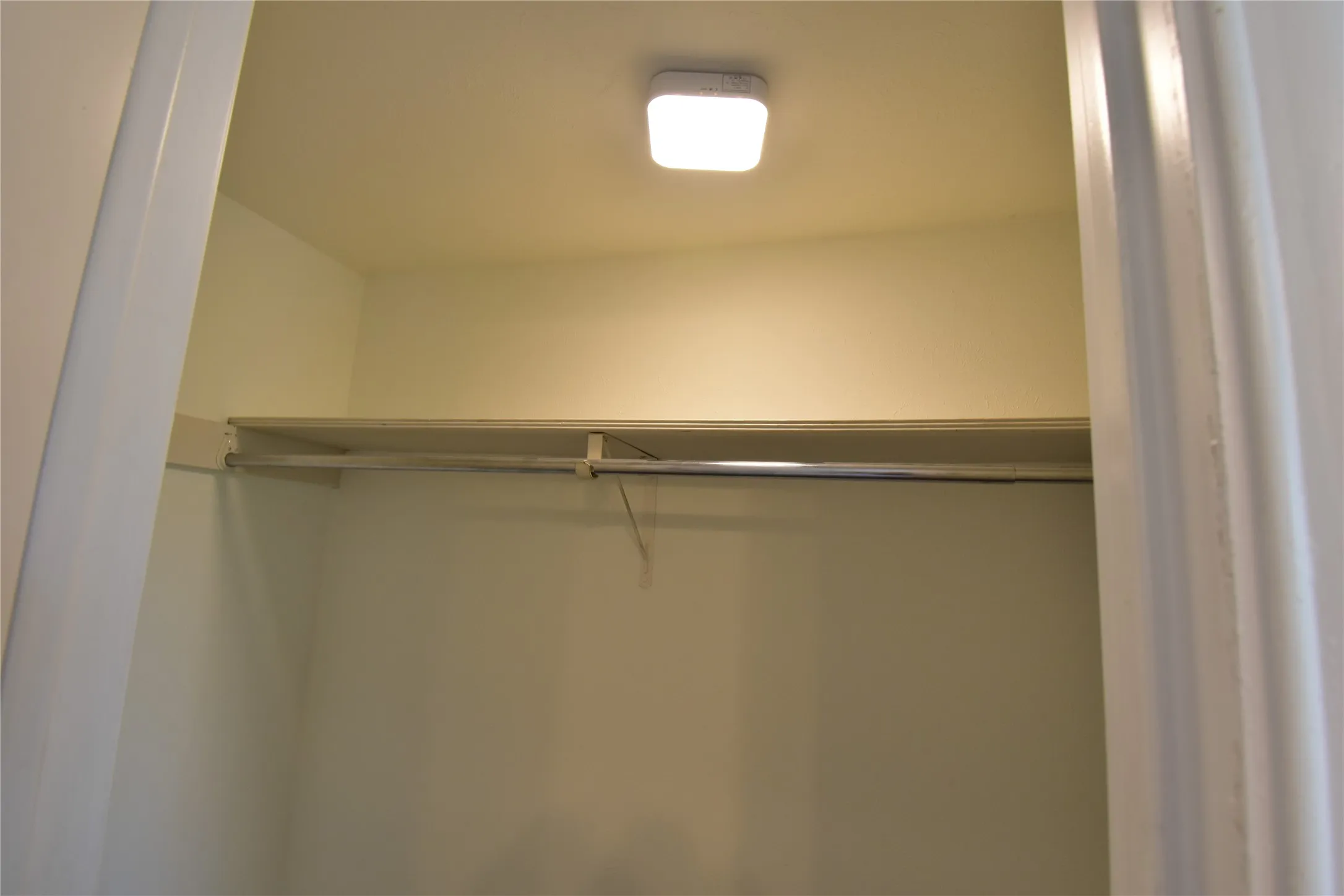 Motion sensor light for 2nd primary bedroom closet