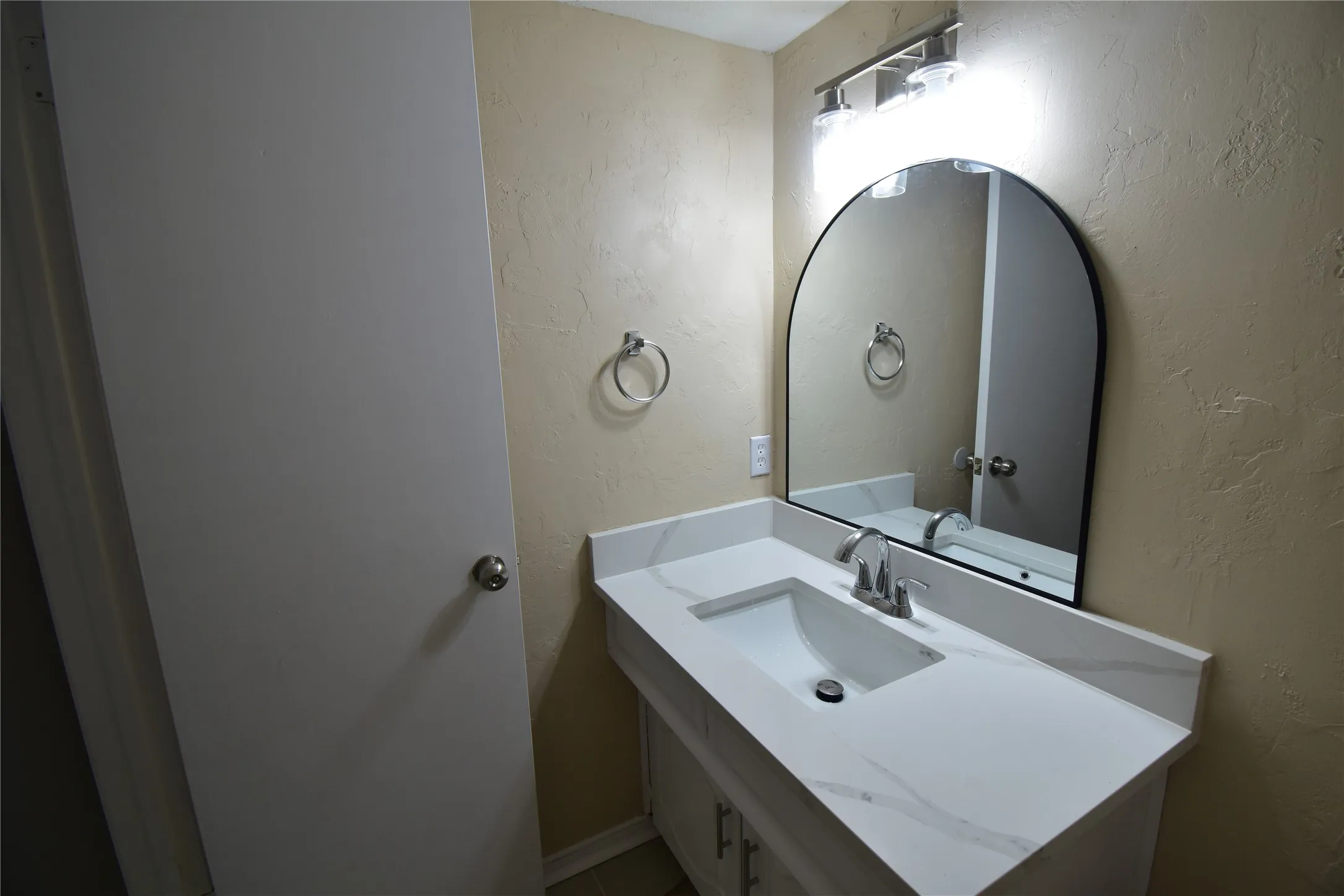 Powder room