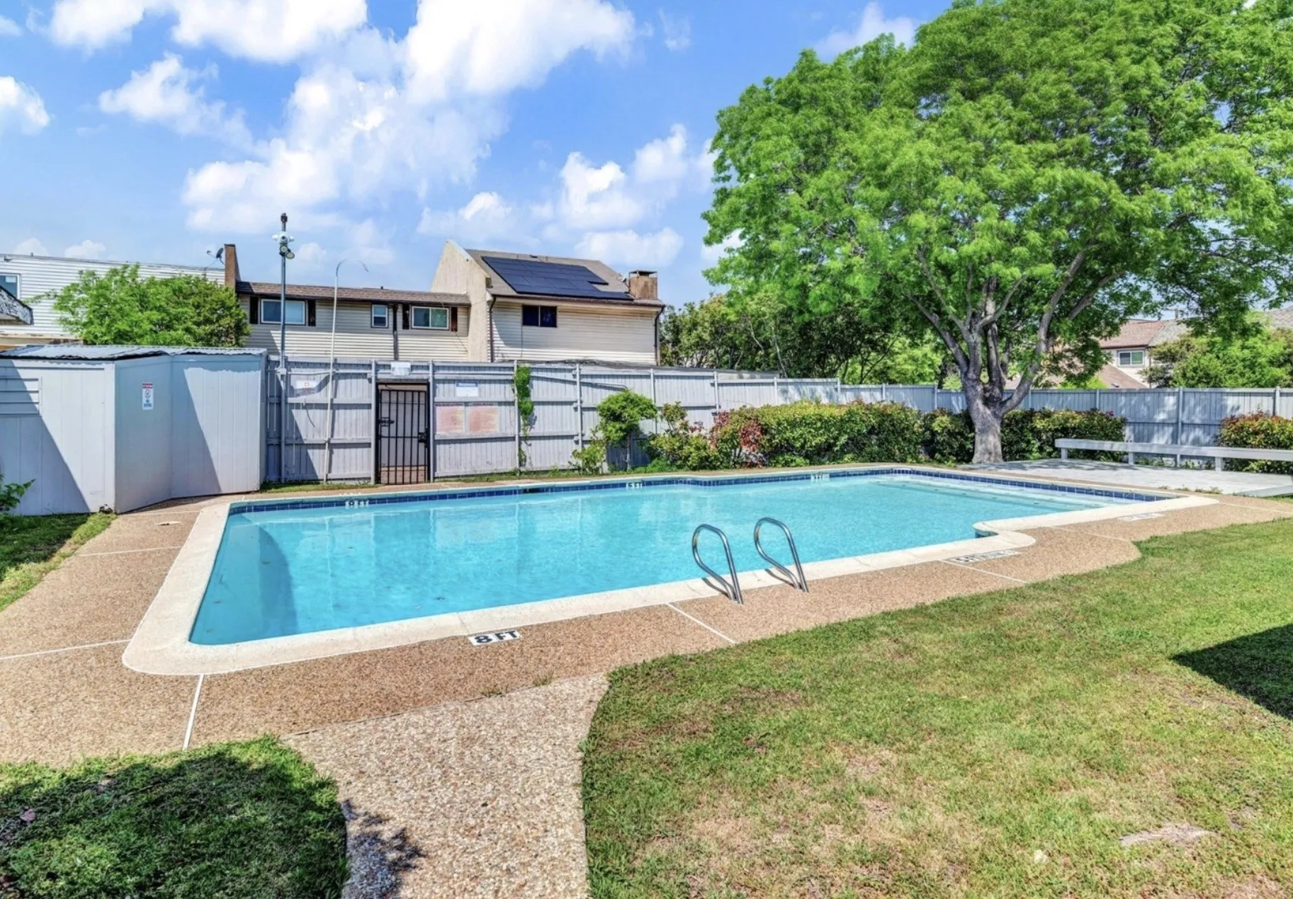 Community pool