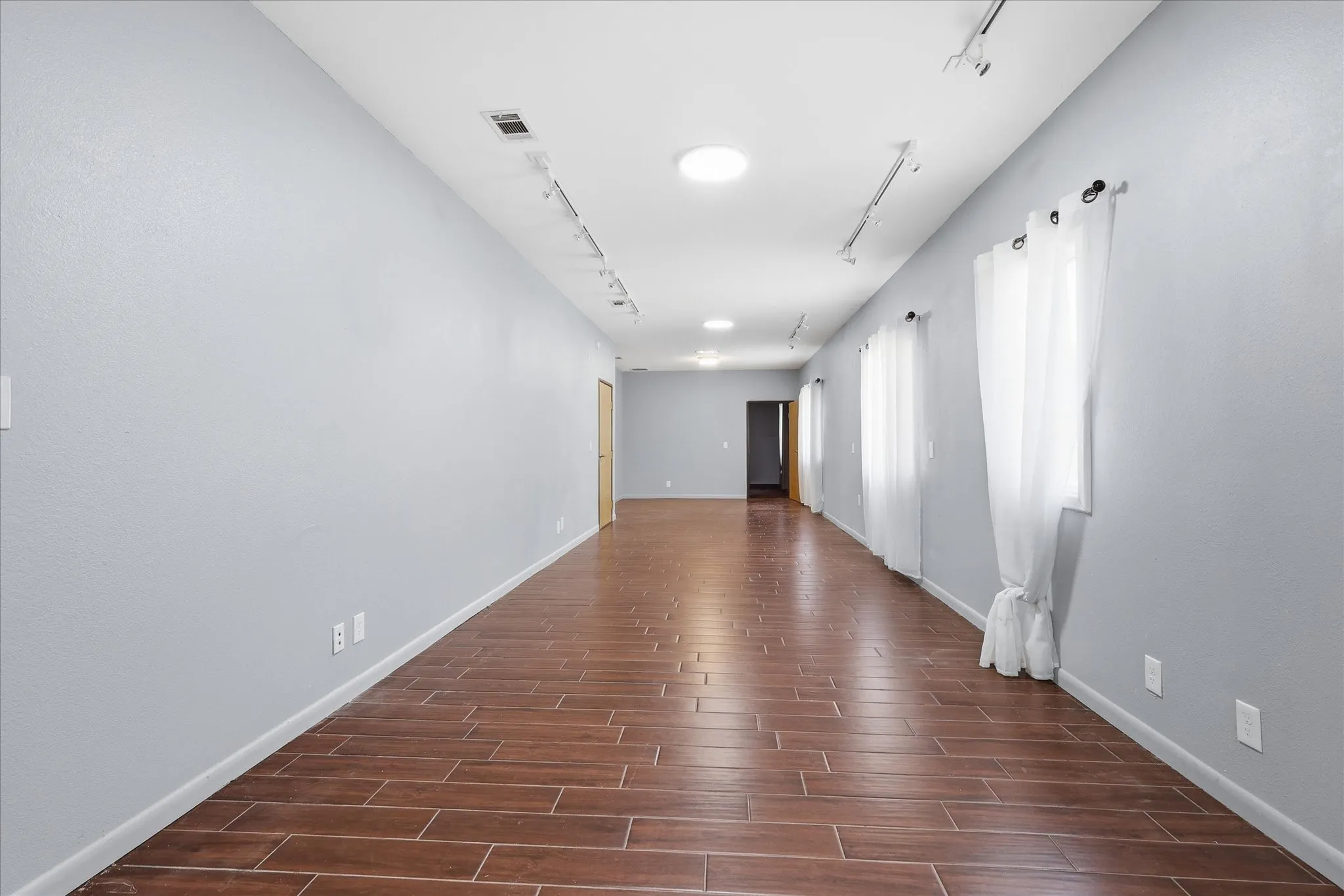 Office For Rent in Tarrant County , 1309 Washington, Fort Worth, Texas 76104, 0, 0, Garage spaces, 0 Sqft, built in 1985, mls#21306520, Real Estate Agent in Fort Worth, Homes For Rent in Tarrant county, Homes For Rent in Fort Worth, Realtor in Fort Worth Texas, Real Estate Brokerage Independent Realty Texas, Luminita Cordes Realtor